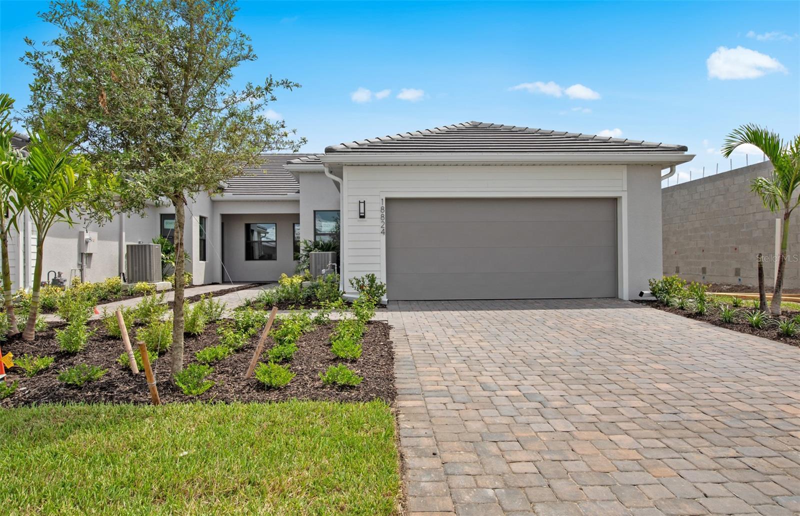 Photo of 18604 HARBOR SANDS PLACE LAKEWOOD RANCH FL 34211