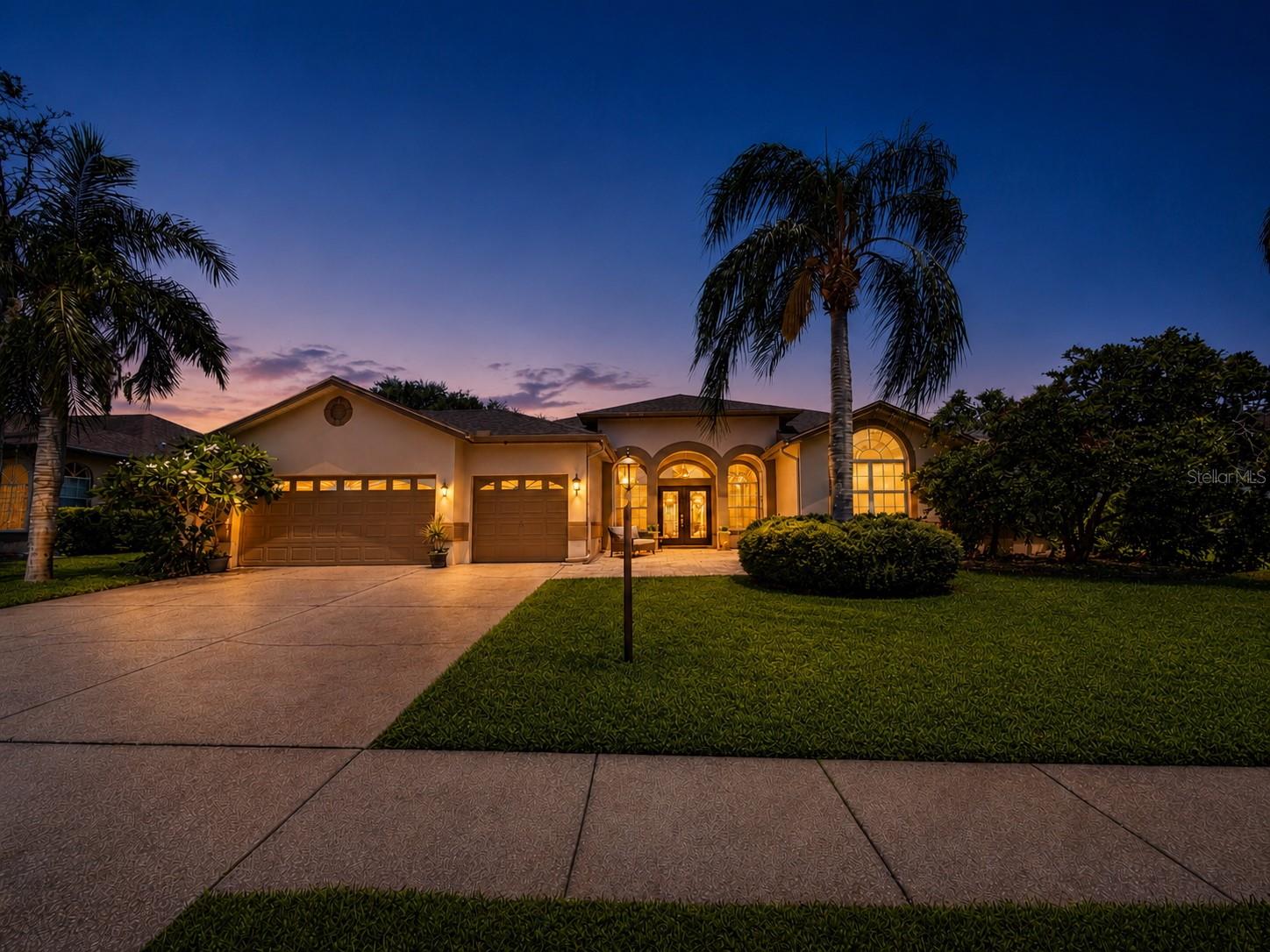 Photo of 2093 SWAN LANE PALM HARBOR FL 34683
