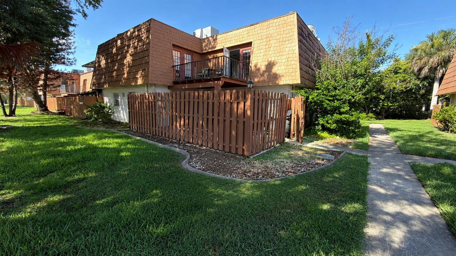 Photo of 120 MOONSTONE COURT PORT ORANGE FL 32129
