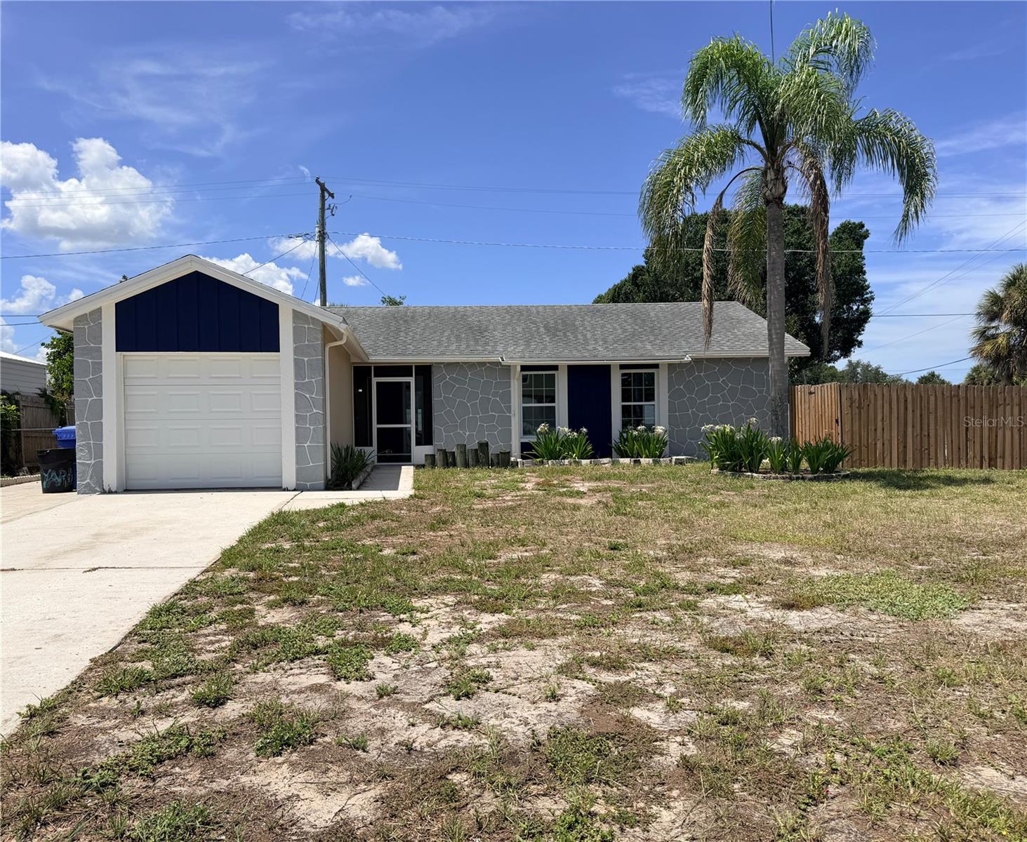 Photo of 208 FLAMINGO DRIVE APOLLO BEACH FL 33572