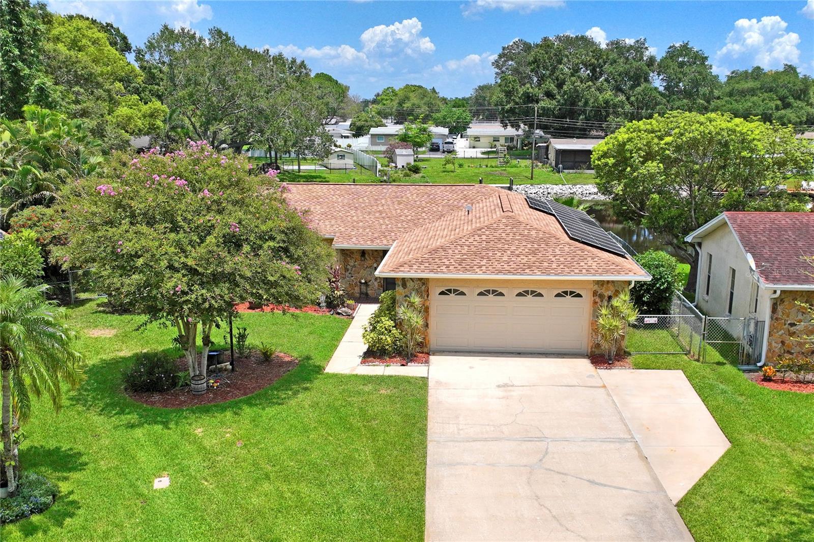 Photo of 10681 SEMINOLE FOREST STREET SEMINOLE FL 33778