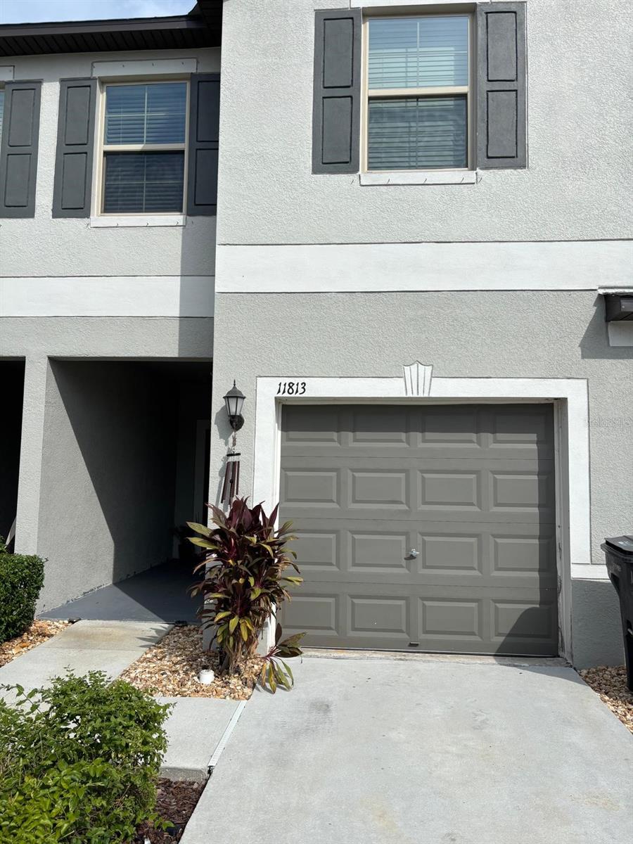 Photo of 11813 DUMAINE VALLEY ROAD RIVERVIEW FL 33579