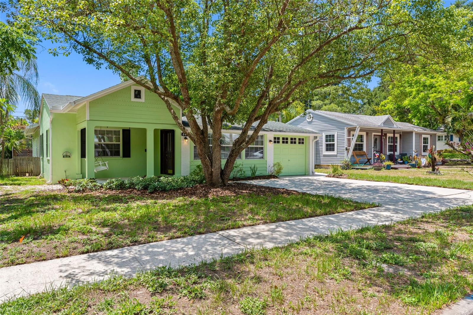 Photo of 641 WILKIE STREET DUNEDIN FL 34698