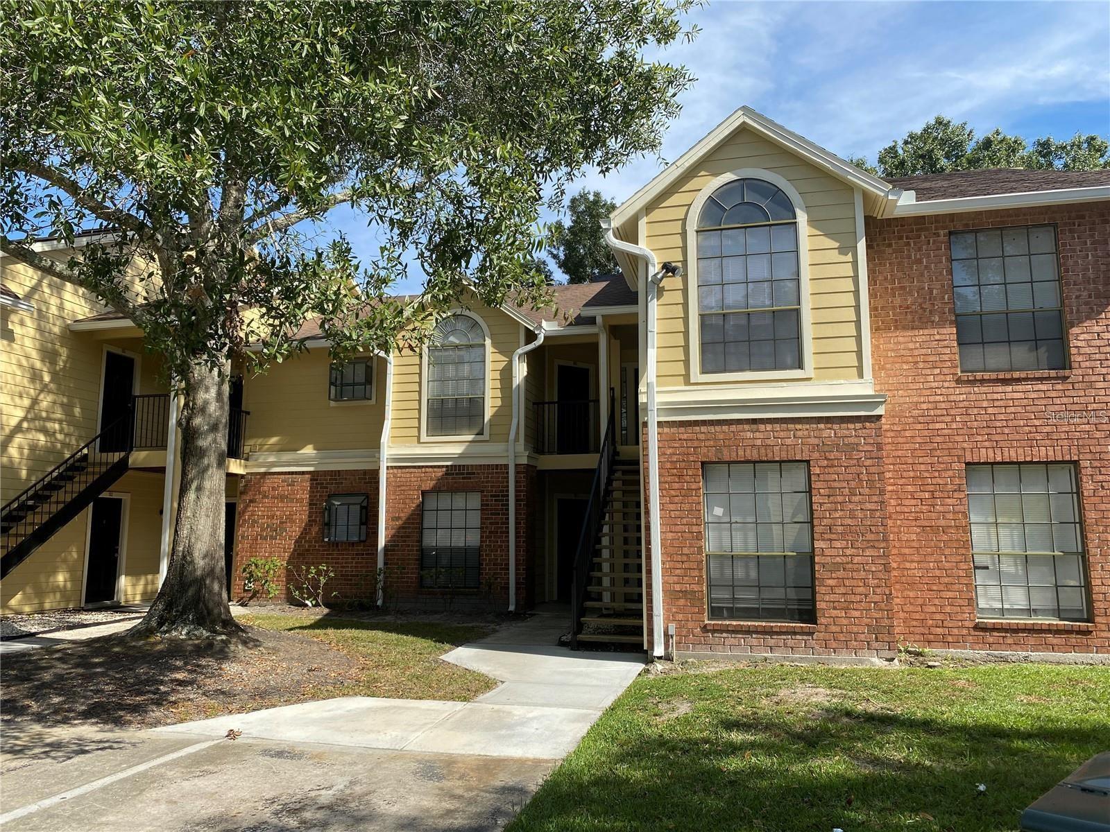 Photo of 8722 MALLARD RESERVE DRIVE #204 TAMPA FL 33614