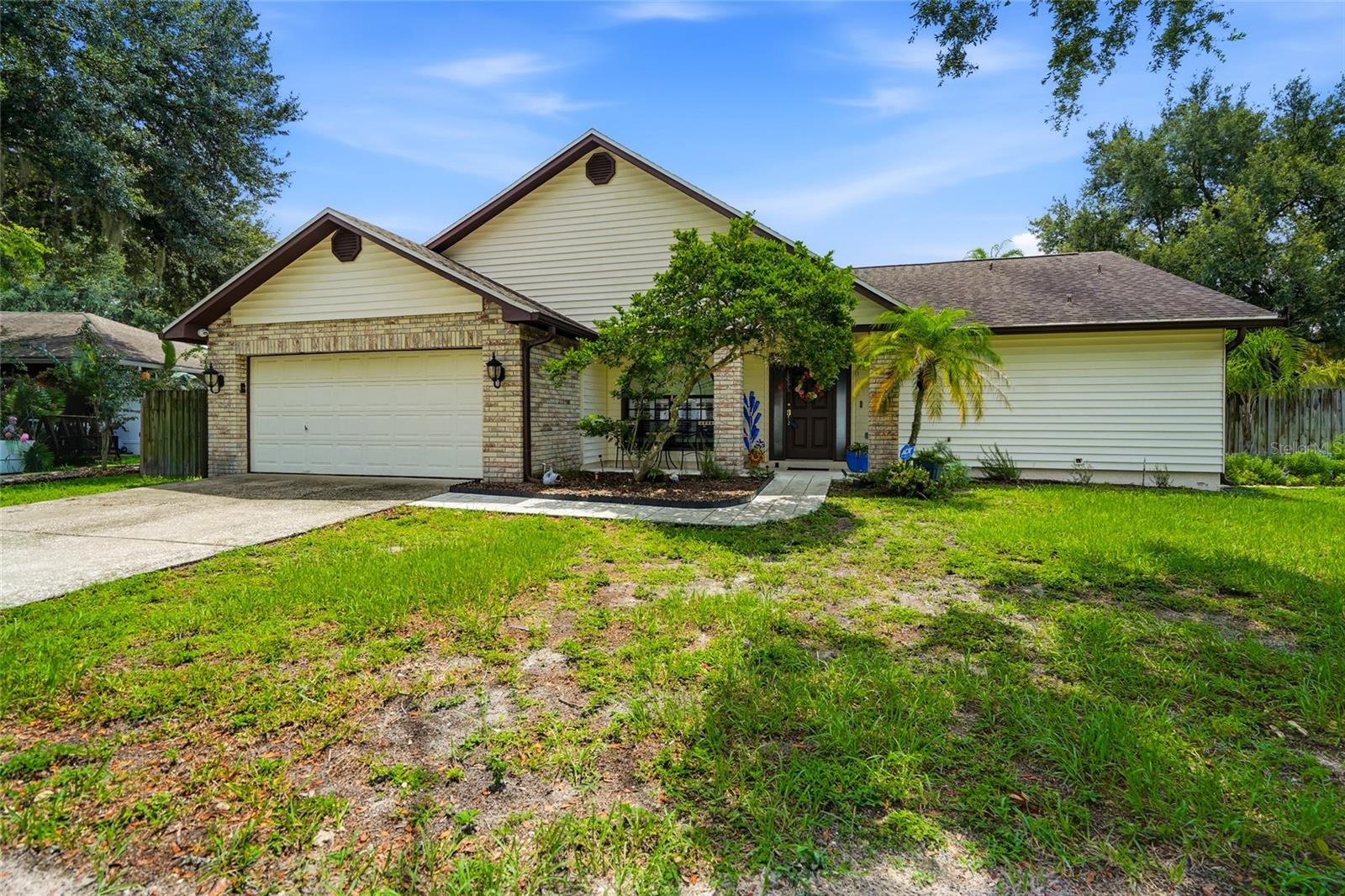 Photo of 1150 WINDSOR WAY LUTZ FL 33559