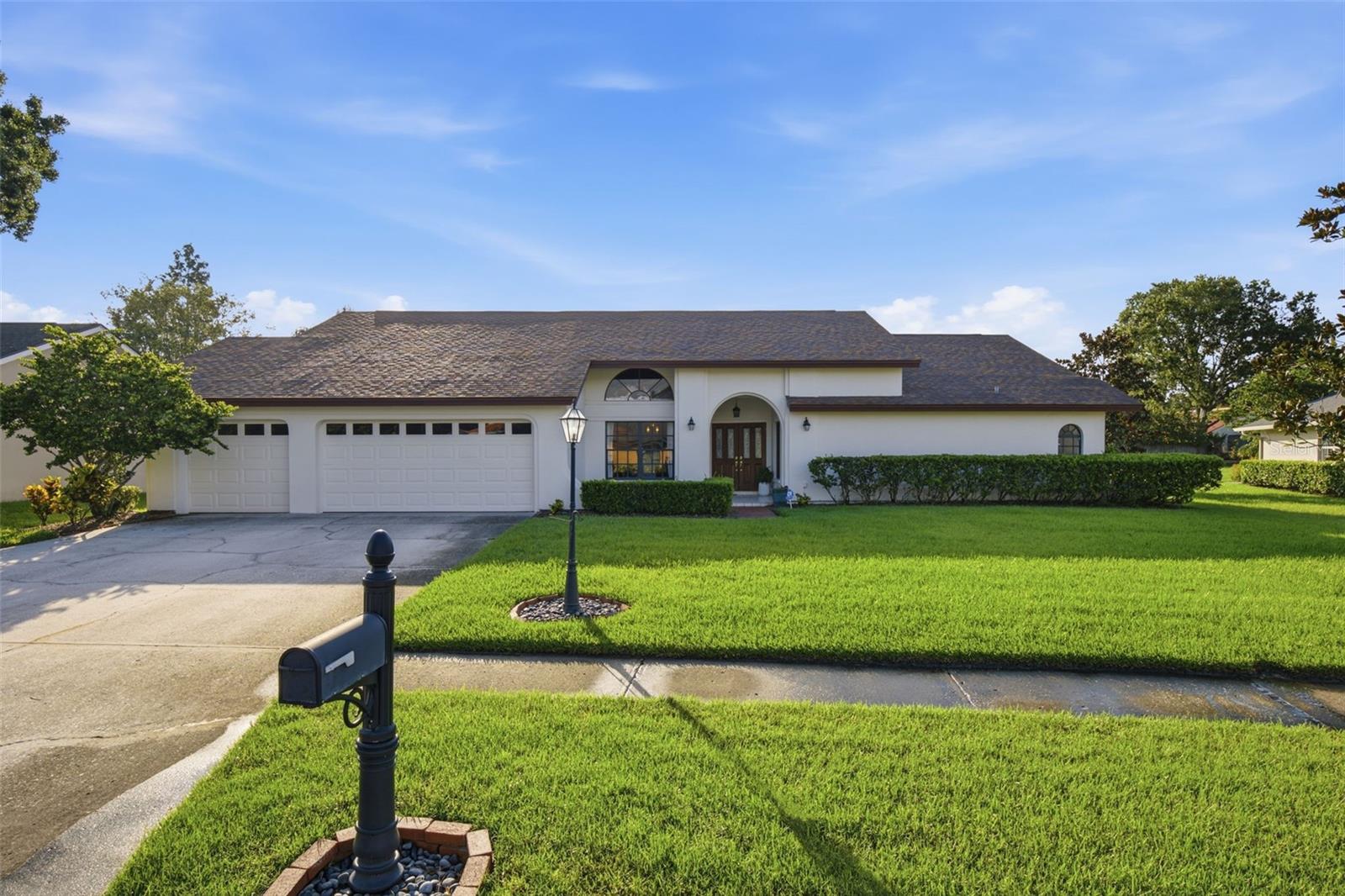 Photo of 13707 ATTLEY PLACE TAMPA FL 33624