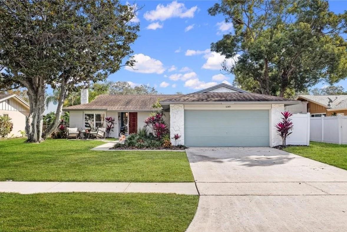 Photo of 11145 BELLA LOMA DRIVE LARGO FL 33774