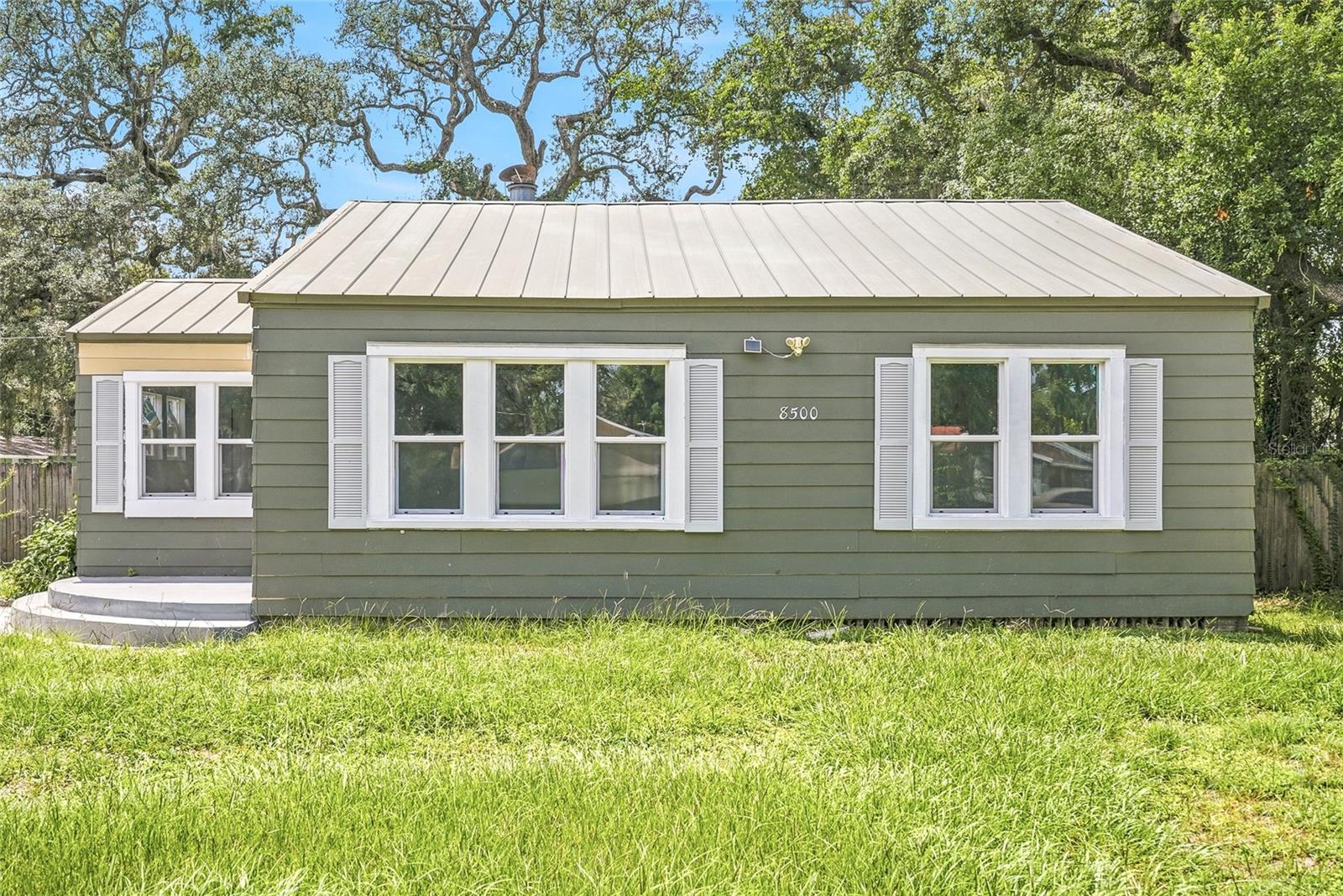 Photo of 8500 N BOULEVARD TAMPA FL 33604