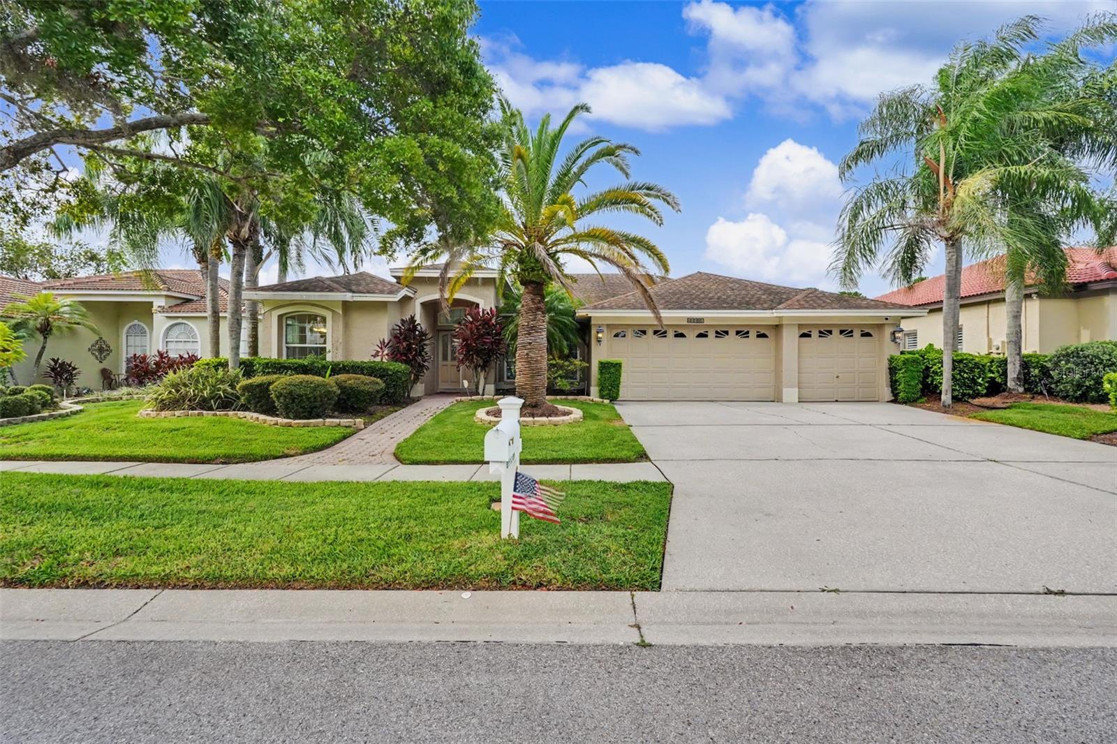 Photo of 12507 ROYAL DUBLIN AVENUE ODESSA FL 33556