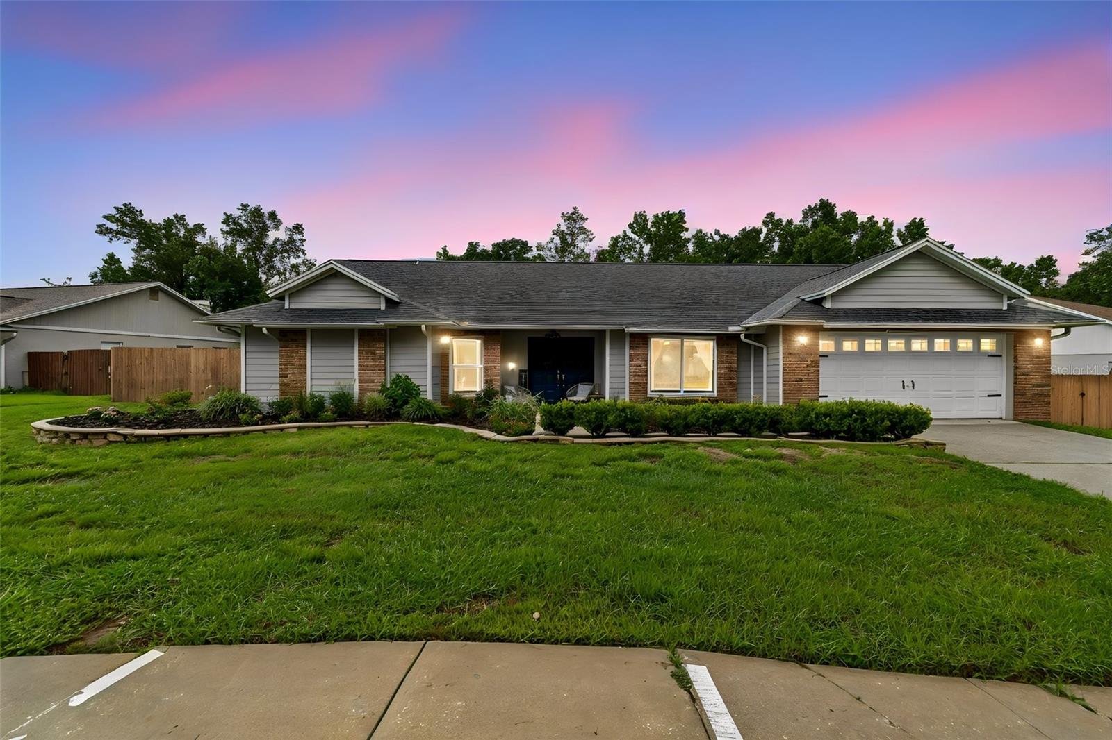 Photo of 3607 LITHIA RIDGE BOULEVARD VALRICO FL 33596