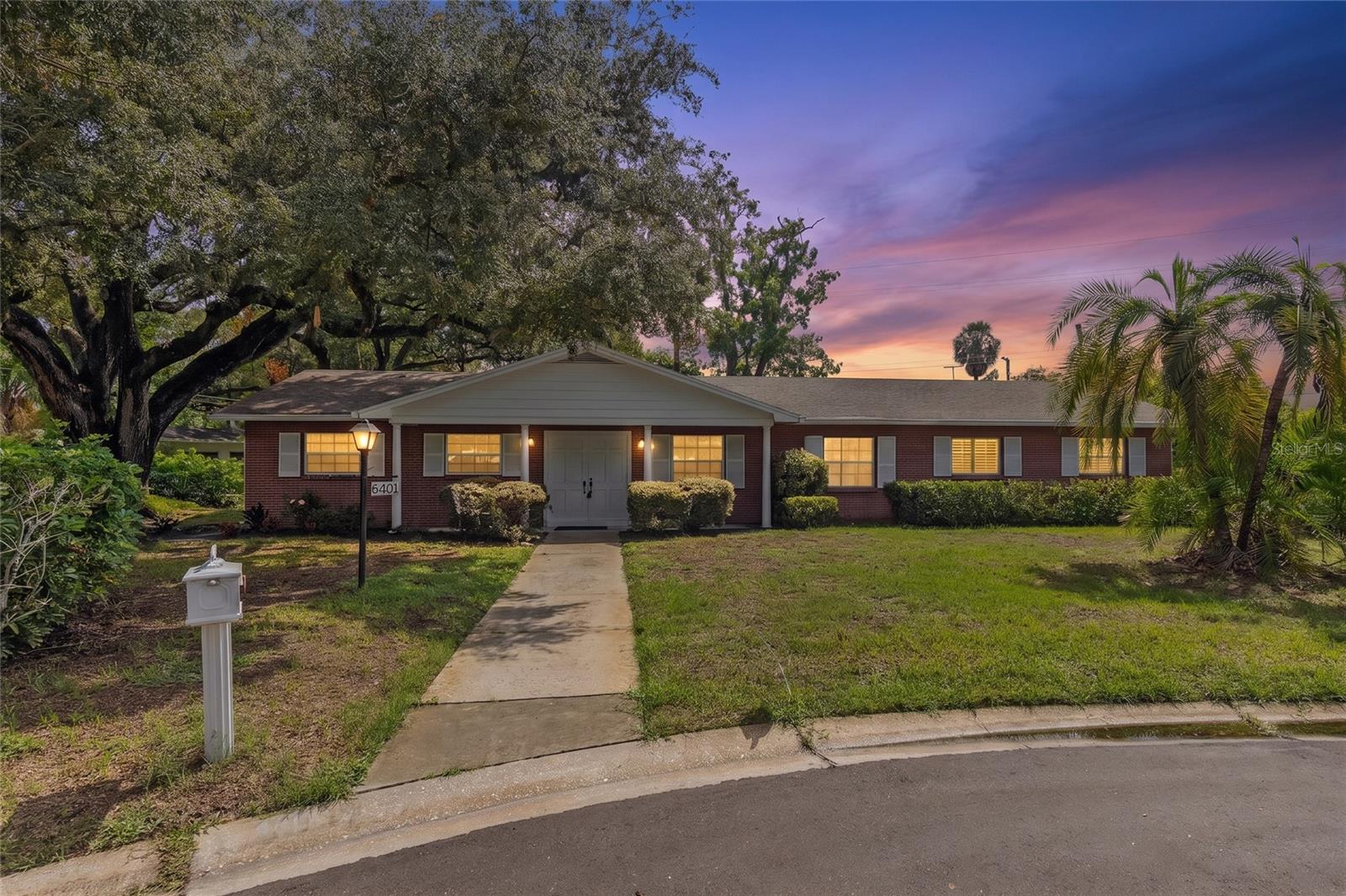 Photo of 6401 WINGFOOT CIRCLE TAMPA FL 33634