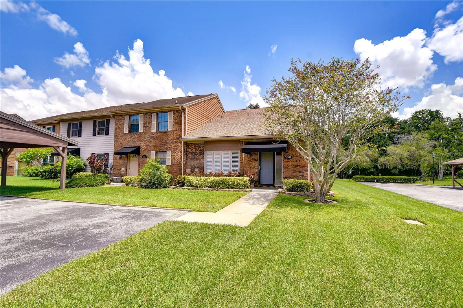 Photo of 5301 BRADBURY COURT TAMPA FL 33624