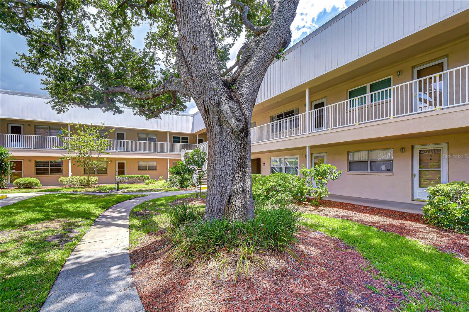 Photo of 10037 62ND TERRACE #5 ST PETERSBURG FL 33708