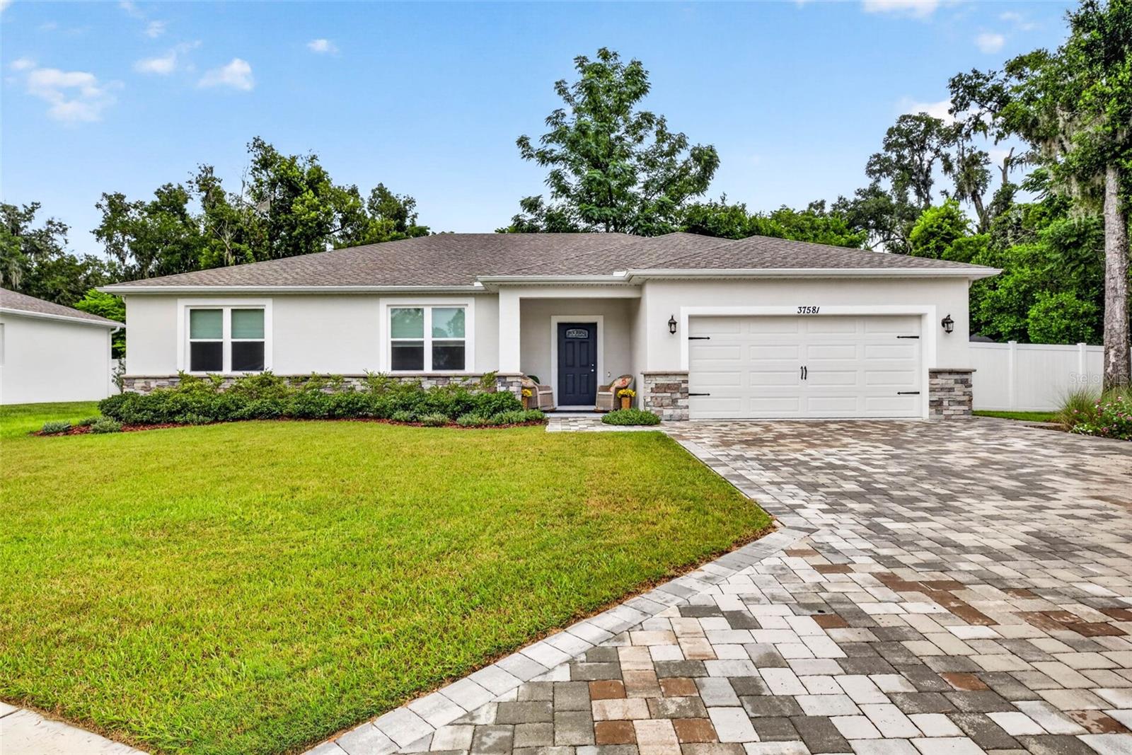 Photo of 37581 TERI COURT DADE CITY FL 33525