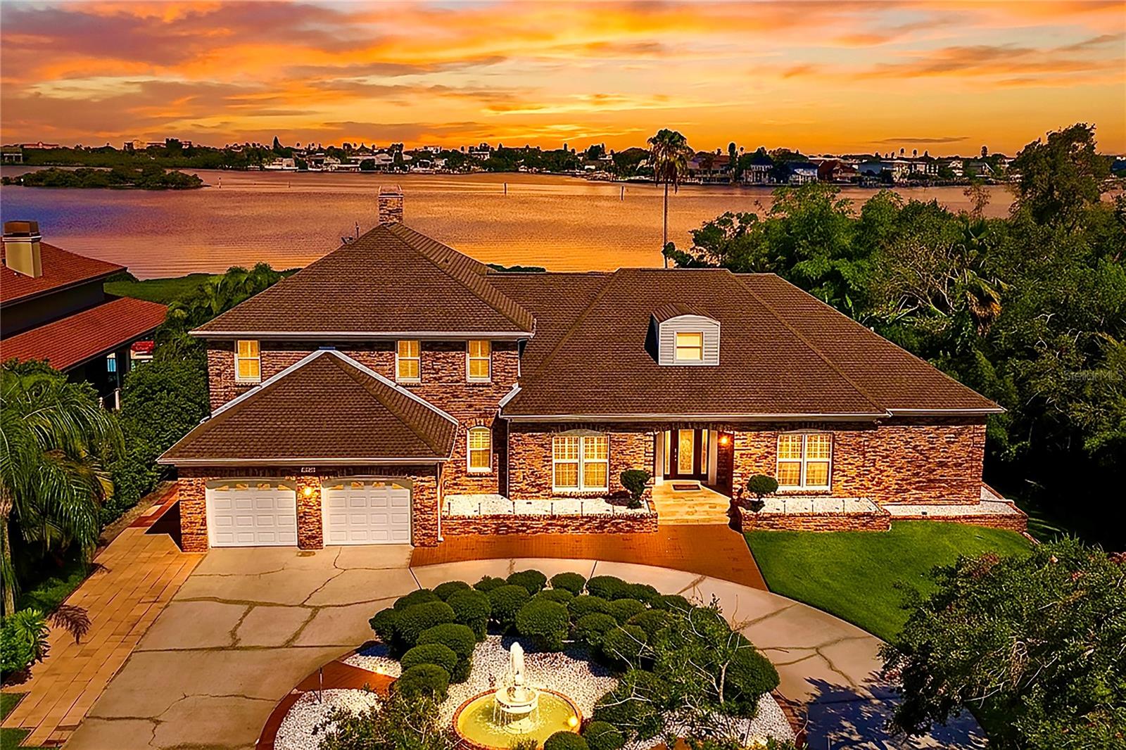 Photo of 12816 HARBORWOOD DRIVE LARGO FL 33774