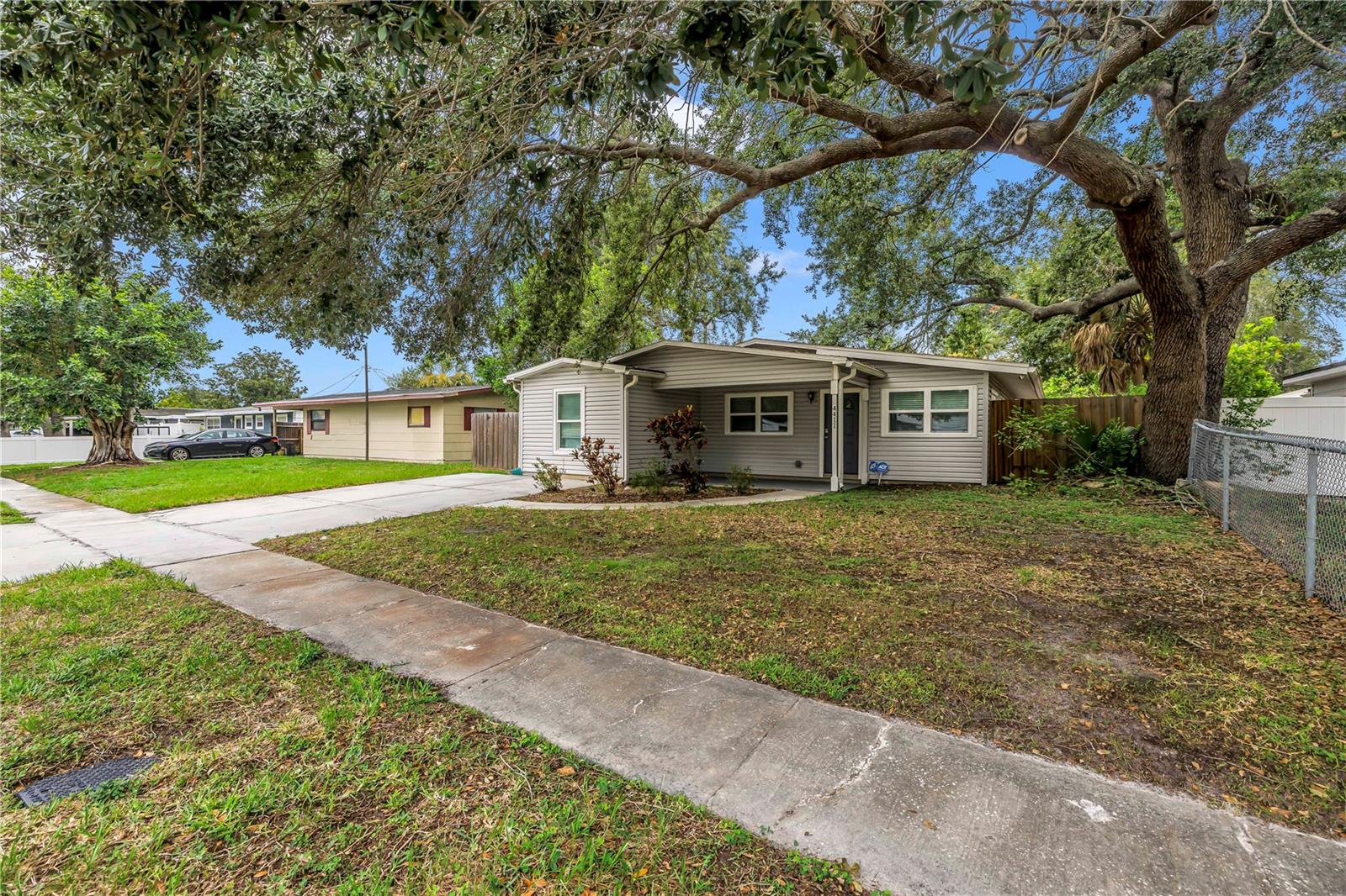 Photo of 4411 W LEILA AVENUE TAMPA FL 33616