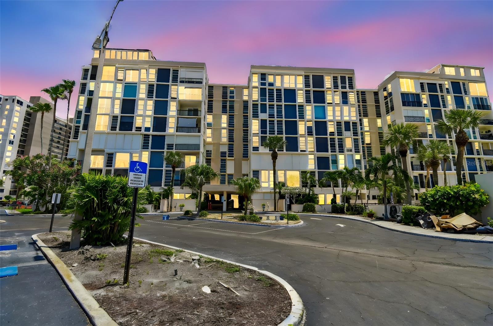 Photo of 7400 SUN ISLAND DRIVE #411 SOUTH PASADENA FL 33707