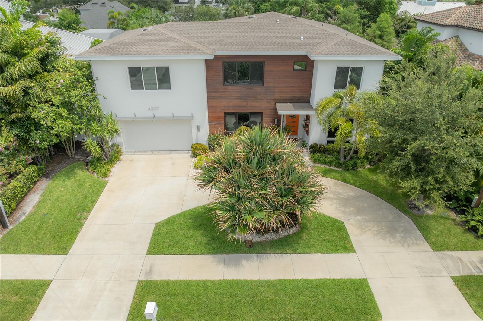 Photo of 4207 W JETTON AVENUE TAMPA FL 33629