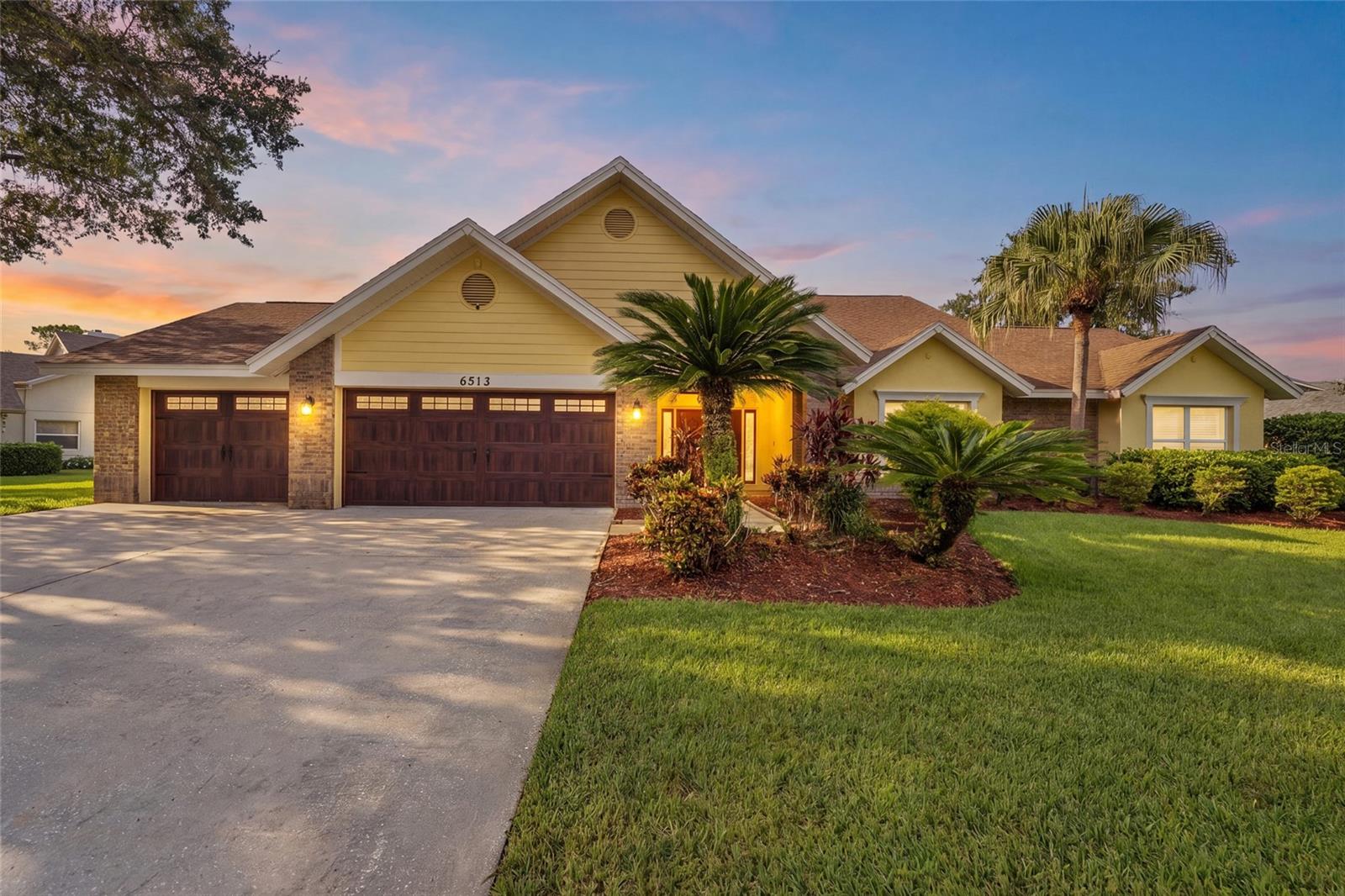Photo of 6513 THOROUGHBRED LOOP ODESSA FL 33556