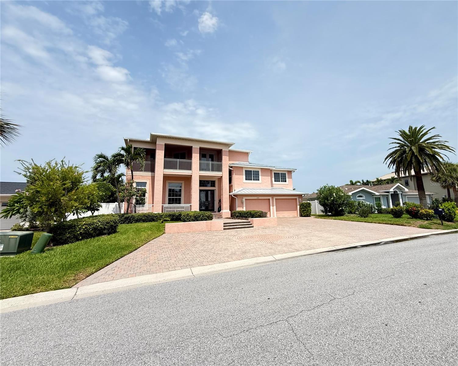 Photo of 2216 DONATO DRIVE BELLEAIR BEACH FL 33786