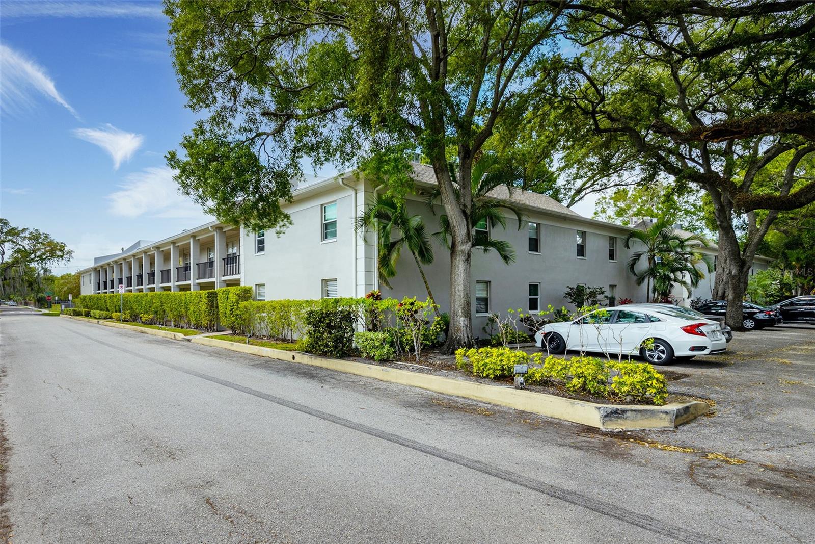 Photo of 5221 BAYSHORE BOULEVARD #11 TAMPA FL 33611