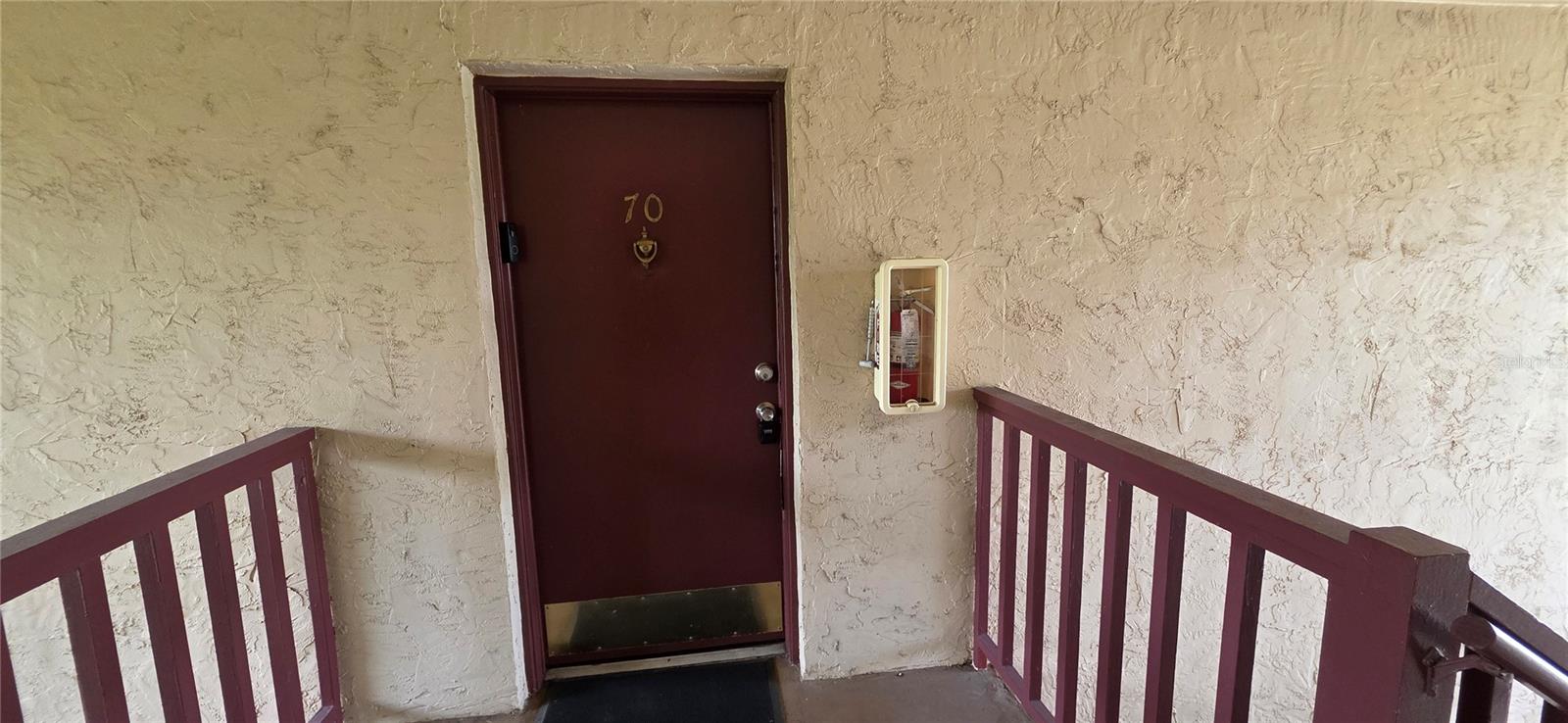 Photo of 3814 N LAKE DRIVE #70 TAMPA FL 33614