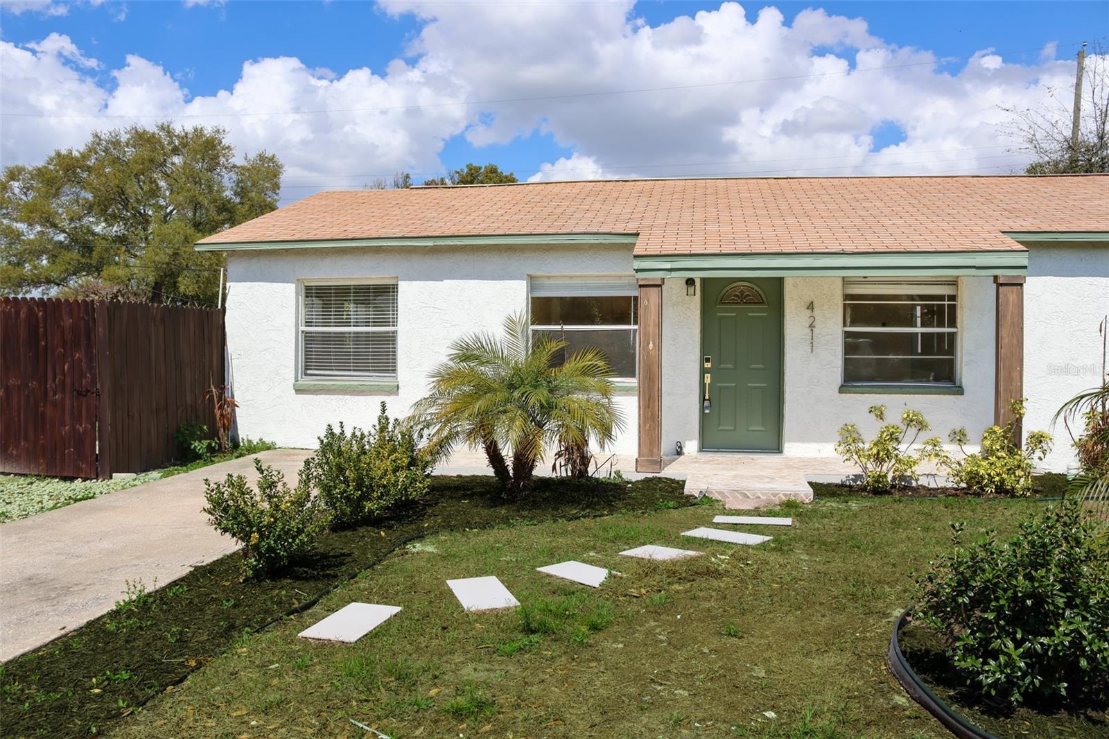 Photo of 4211 W BAY VIEW AVENUE TAMPA FL 33611