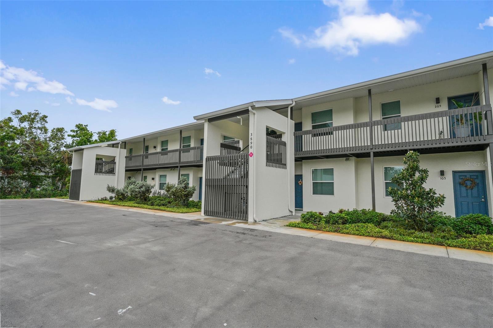 Photo of 3890 34TH AVENUE #103 ST PETERSBURG FL 33711