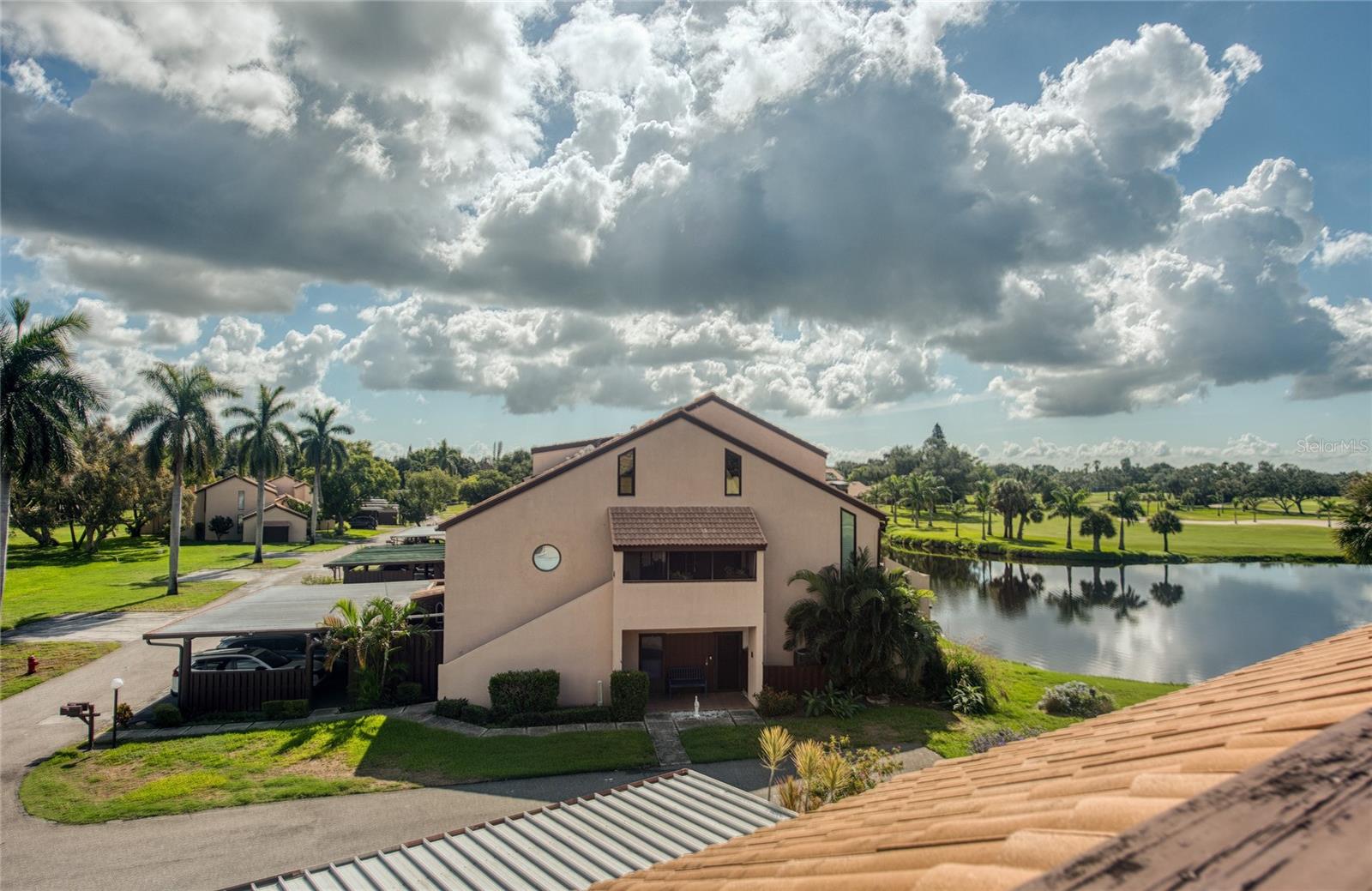 Photo of 1328 PELICAN CREEK CROSSING #D ST PETERSBURG FL 33707