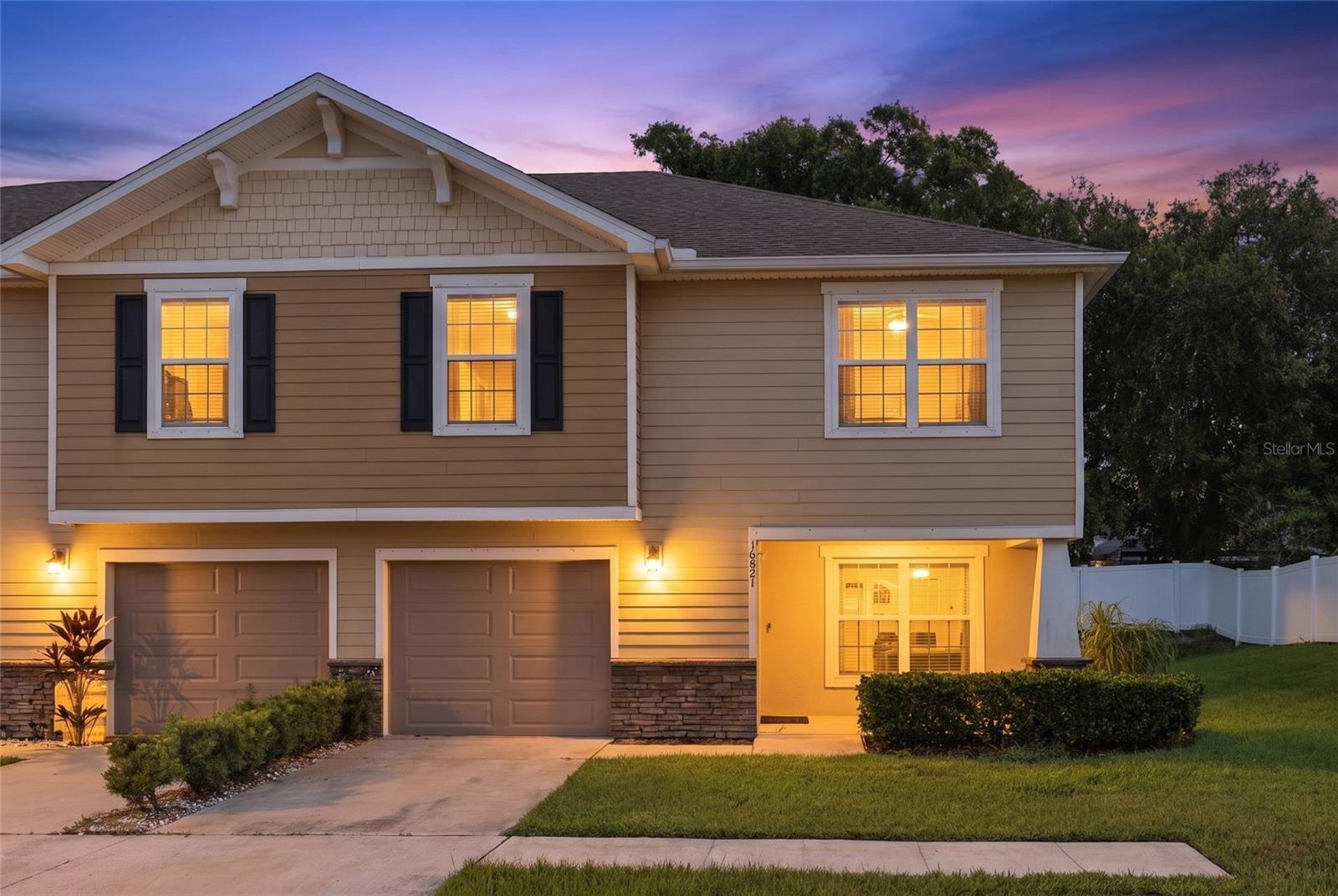 Photo of 10421 RIVERCREST DRIVE RIVERVIEW FL 33578