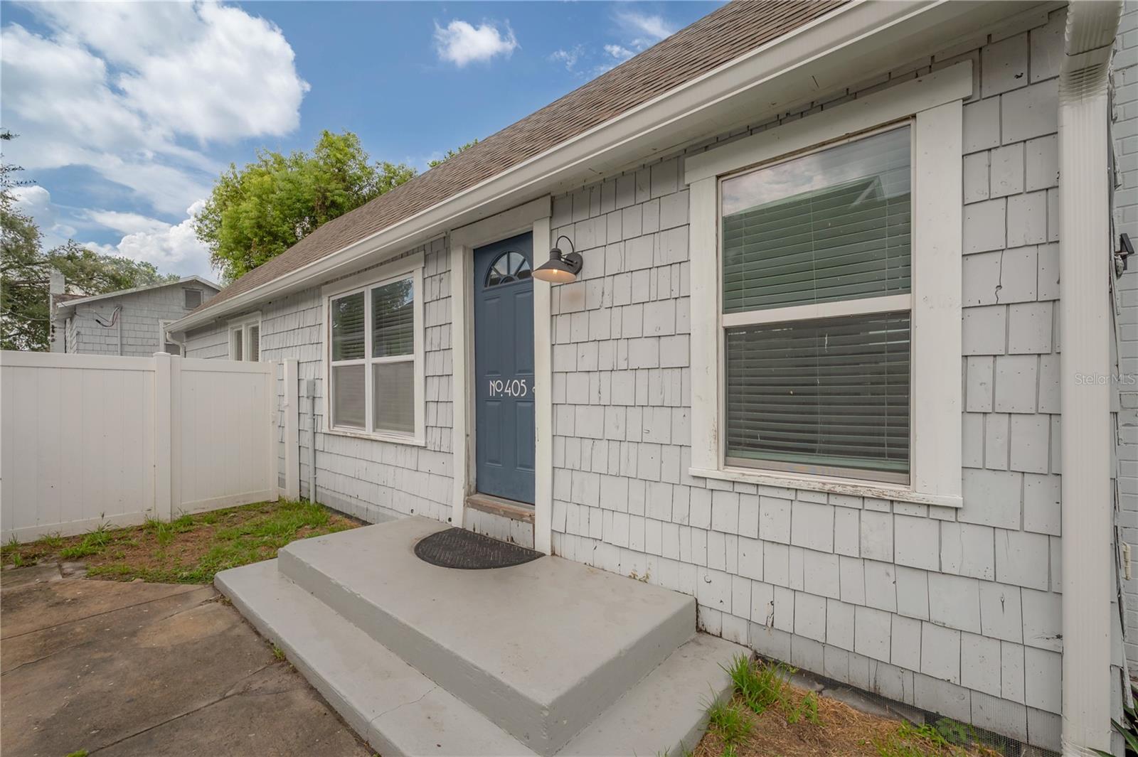 Photo of 405 E CAYUGA STREET TAMPA FL 33603