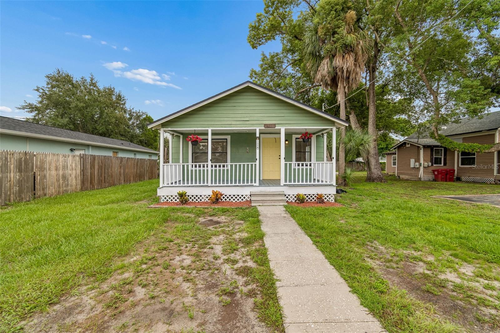 Photo of 1310 N FRANKLIN STREET PLANT CITY FL 33563