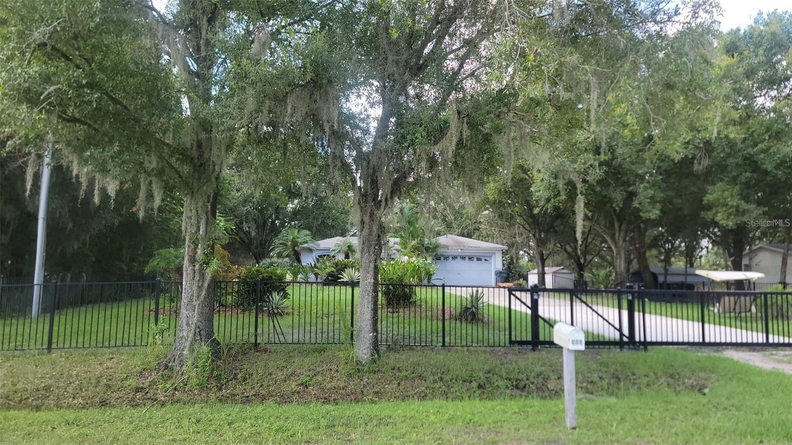 Photo of 895 KEEN ROAD FROSTPROOF FL 33843