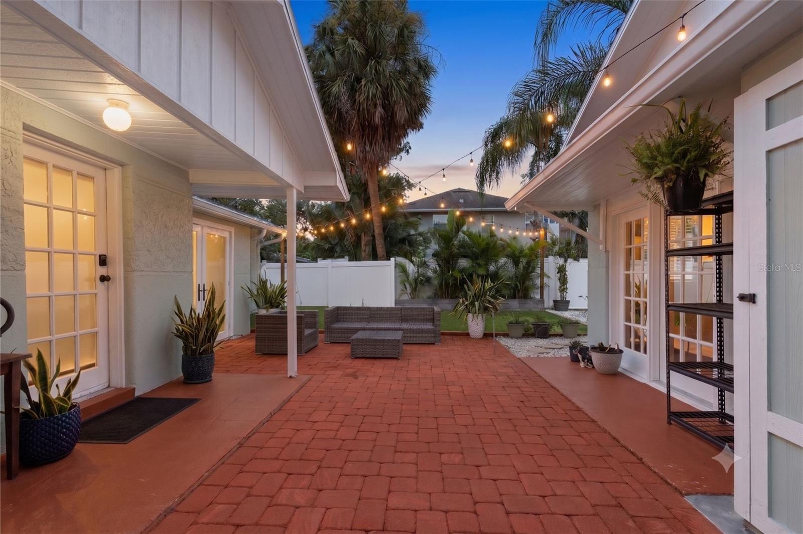 Photo of 1906 W GRAY STREET TAMPA FL 33606