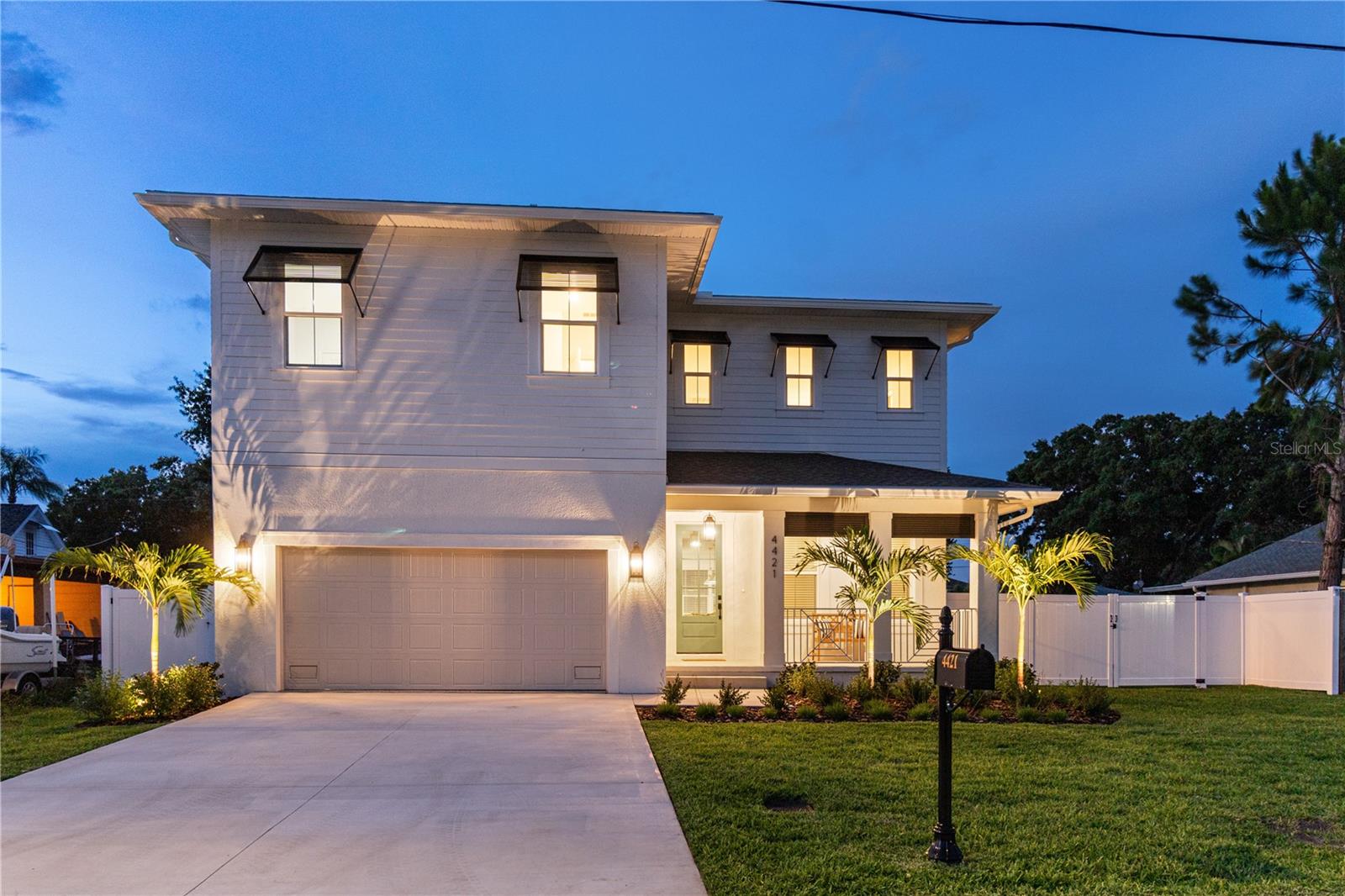 Photo of 4421 W BAY COURT AVENUE TAMPA FL 33611