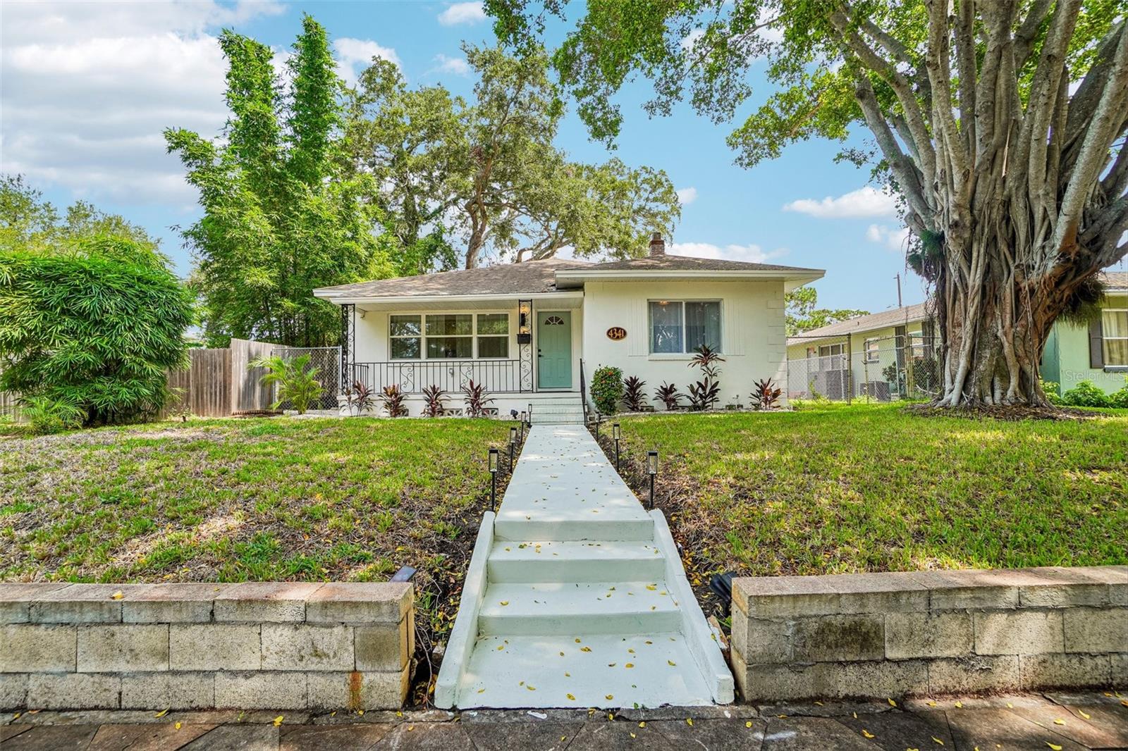 Photo of 4341 1ST AVENUE ST PETERSBURG FL 33713