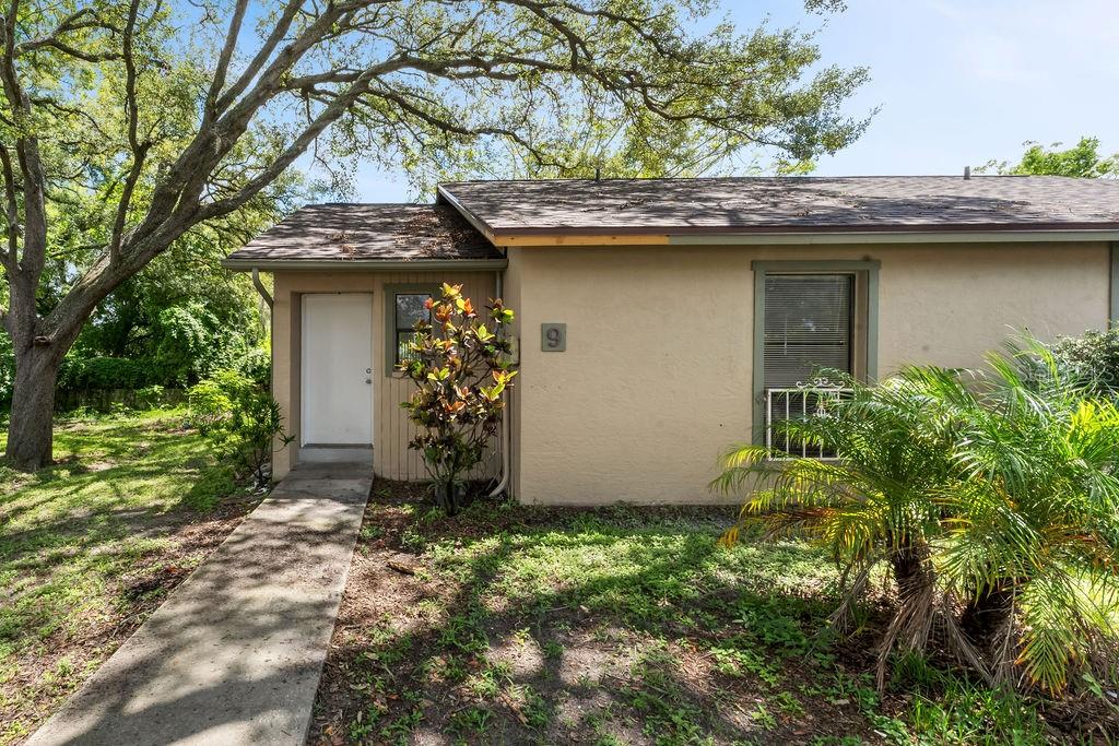 Photo of 918 OTTO VILLA PLACE #9 TAMPA FL 33612