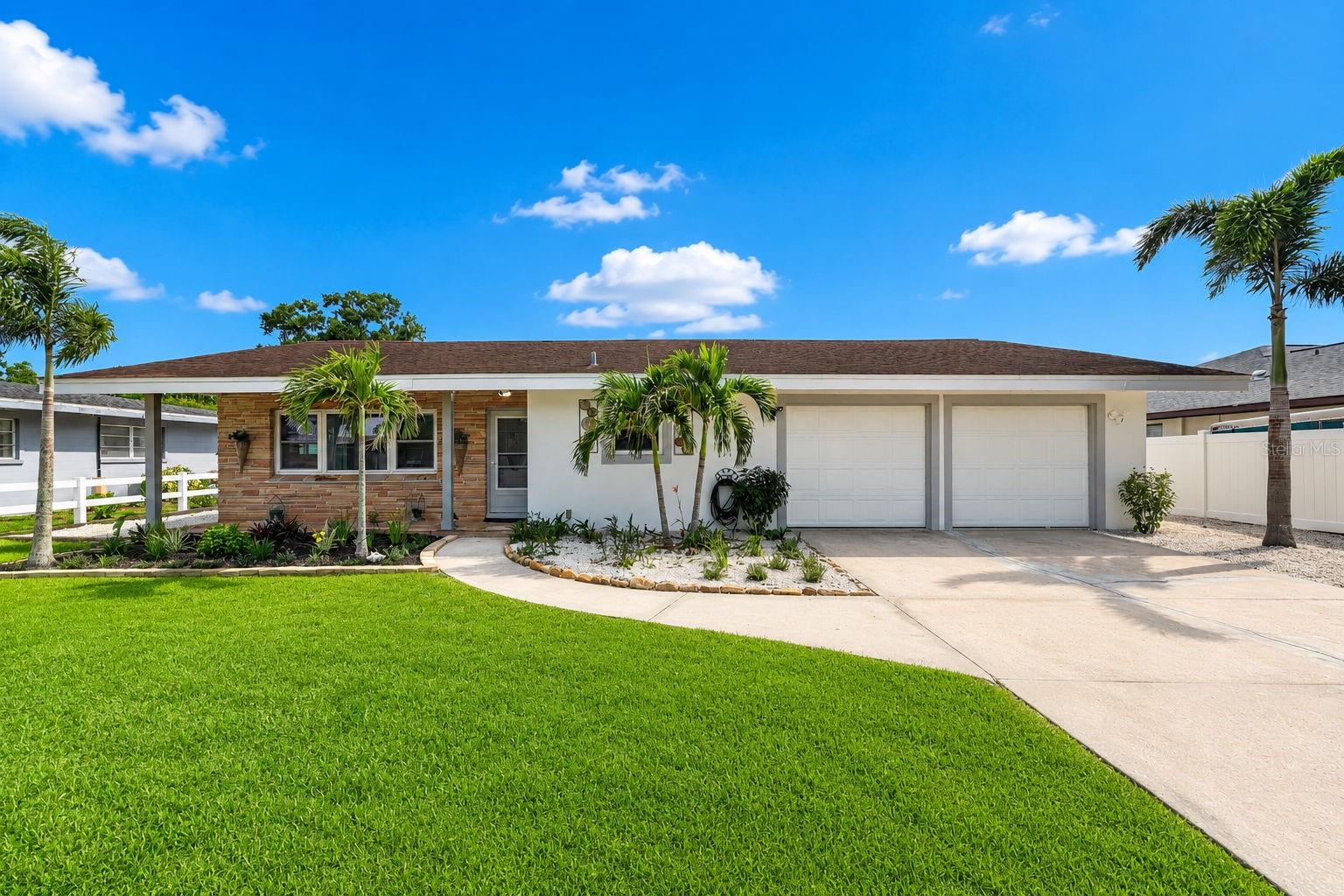 Photo of 2711 27TH AVENUE DRIVE BRADENTON FL 34205
