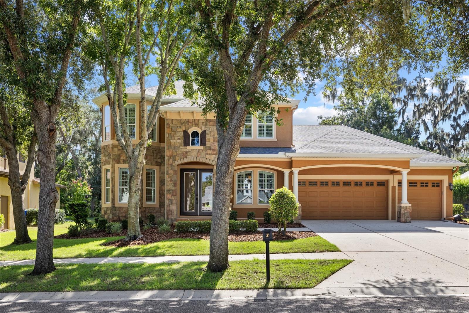 Photo of 15910 TERNGLADE DRIVE LITHIA FL 33547