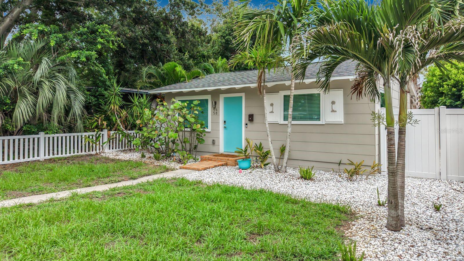 Photo of 5458 6TH AVENUE ST PETERSBURG FL 33710