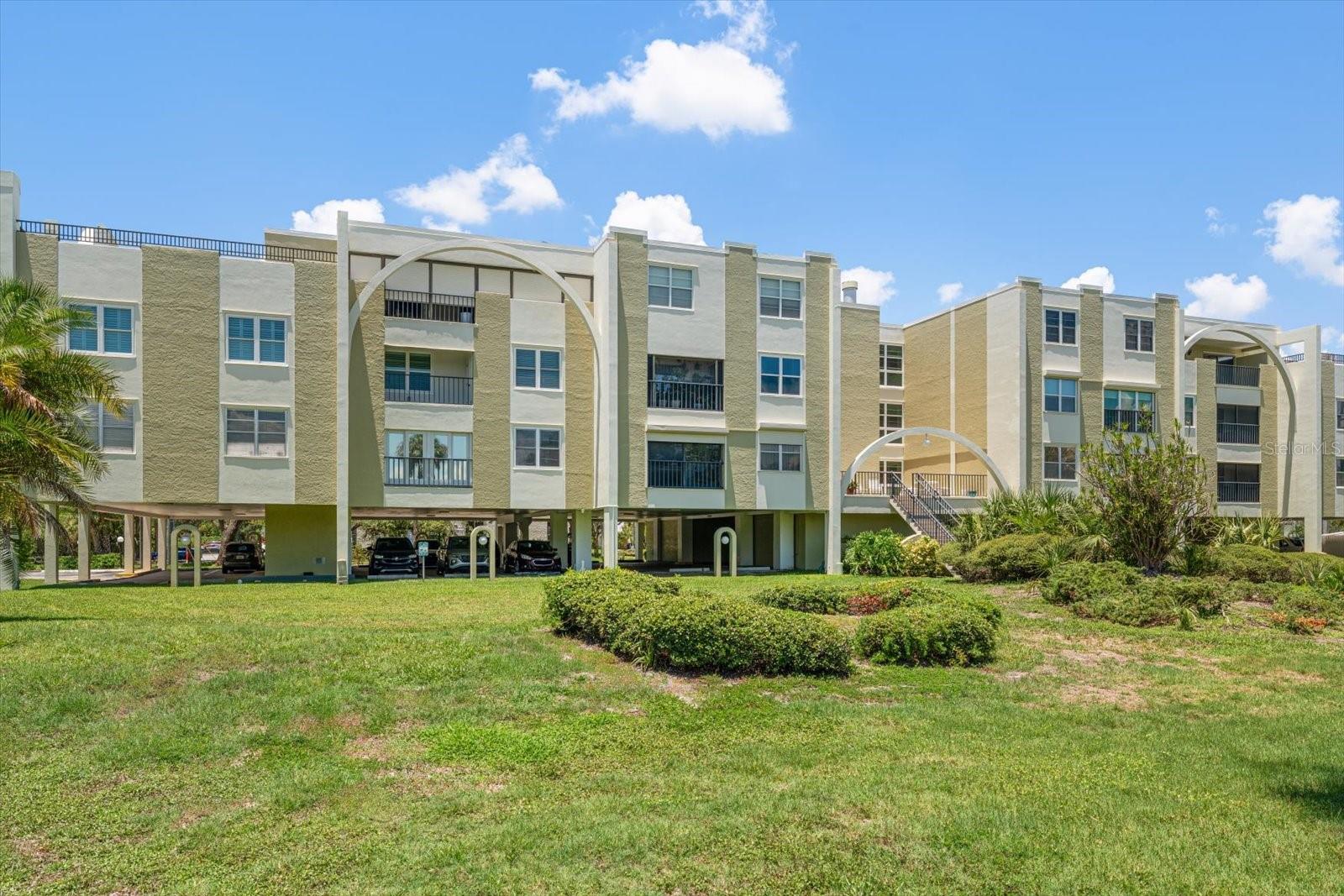 Photo of 4681 1ST STREET #308 ST PETERSBURG FL 33703