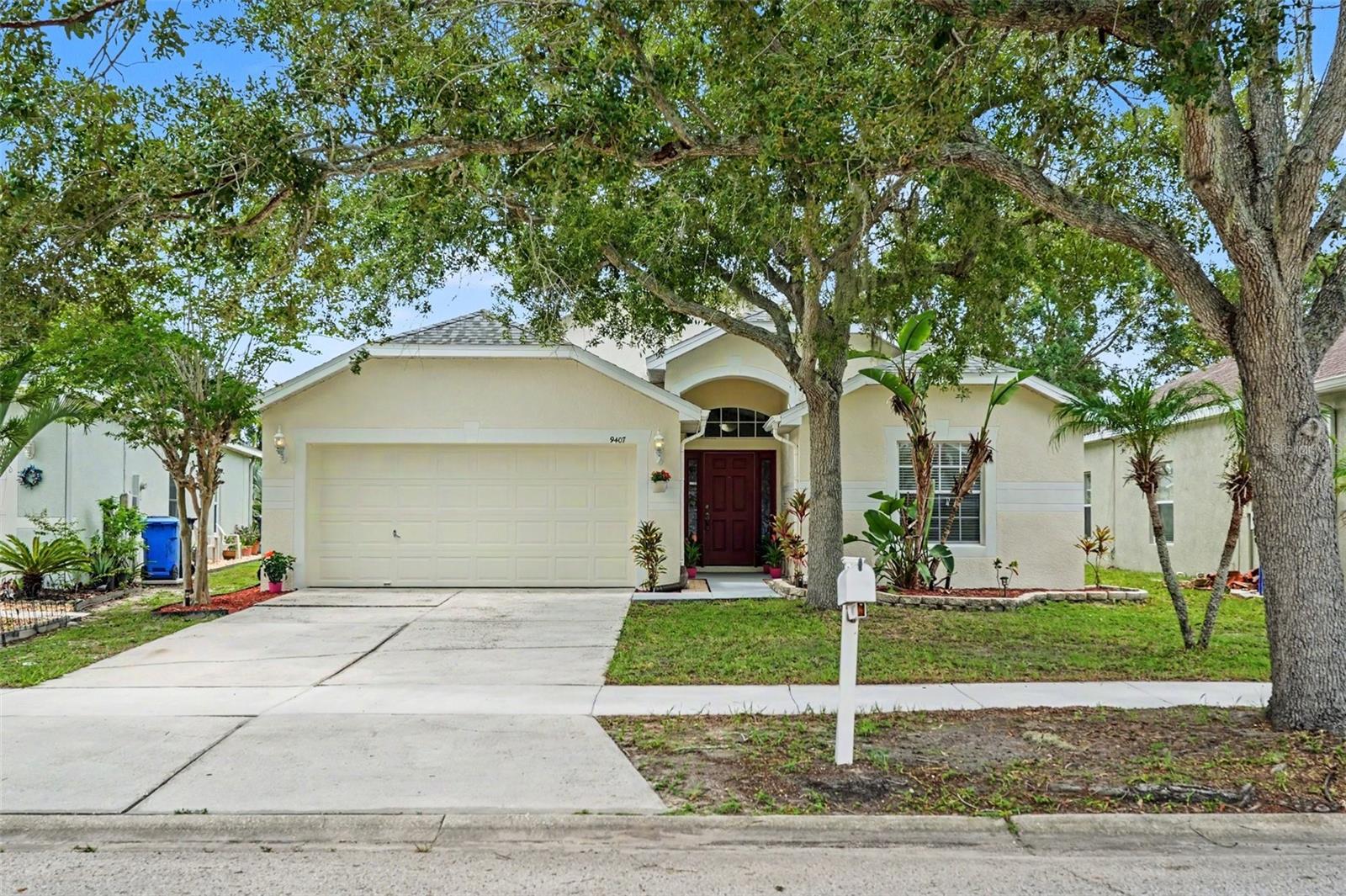 Photo of 9407 CYPRESS HARBOR DRIVE GIBSONTON FL 33534