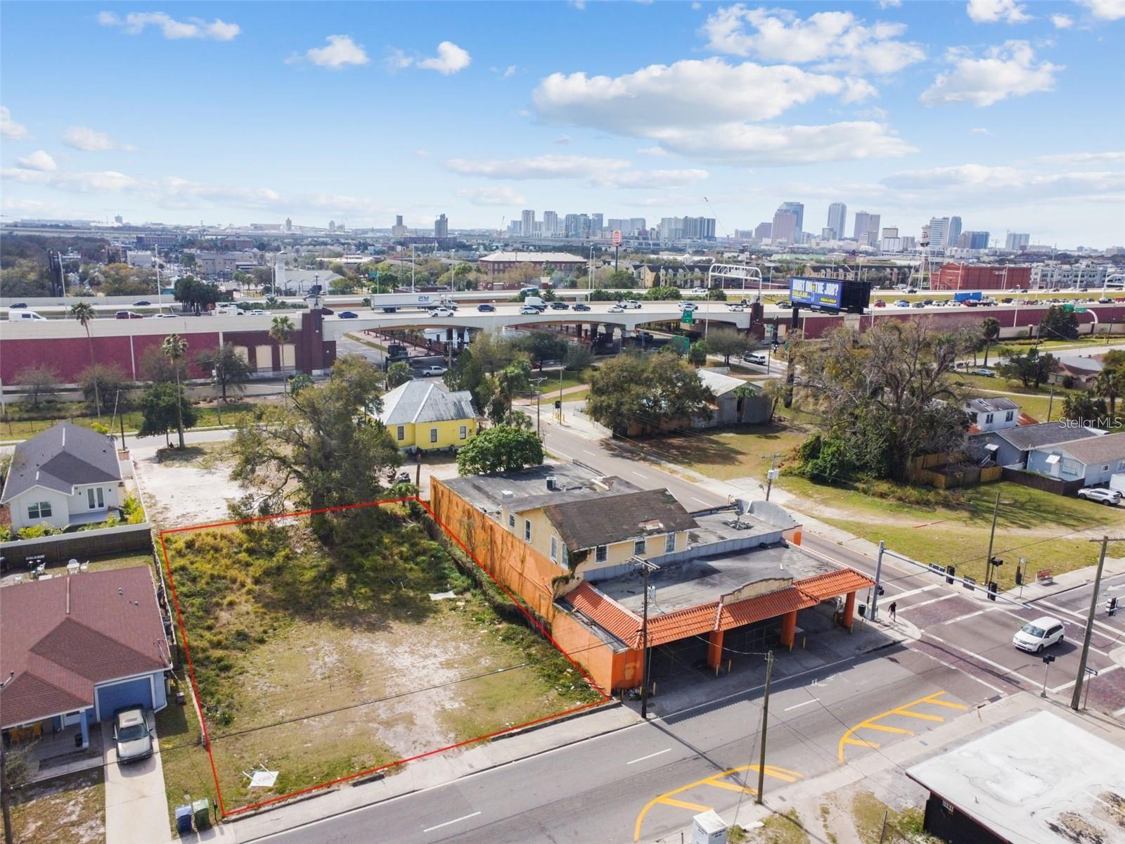 Photo of 2213 E COLUMBUS DRIVE TAMPA FL 33605
