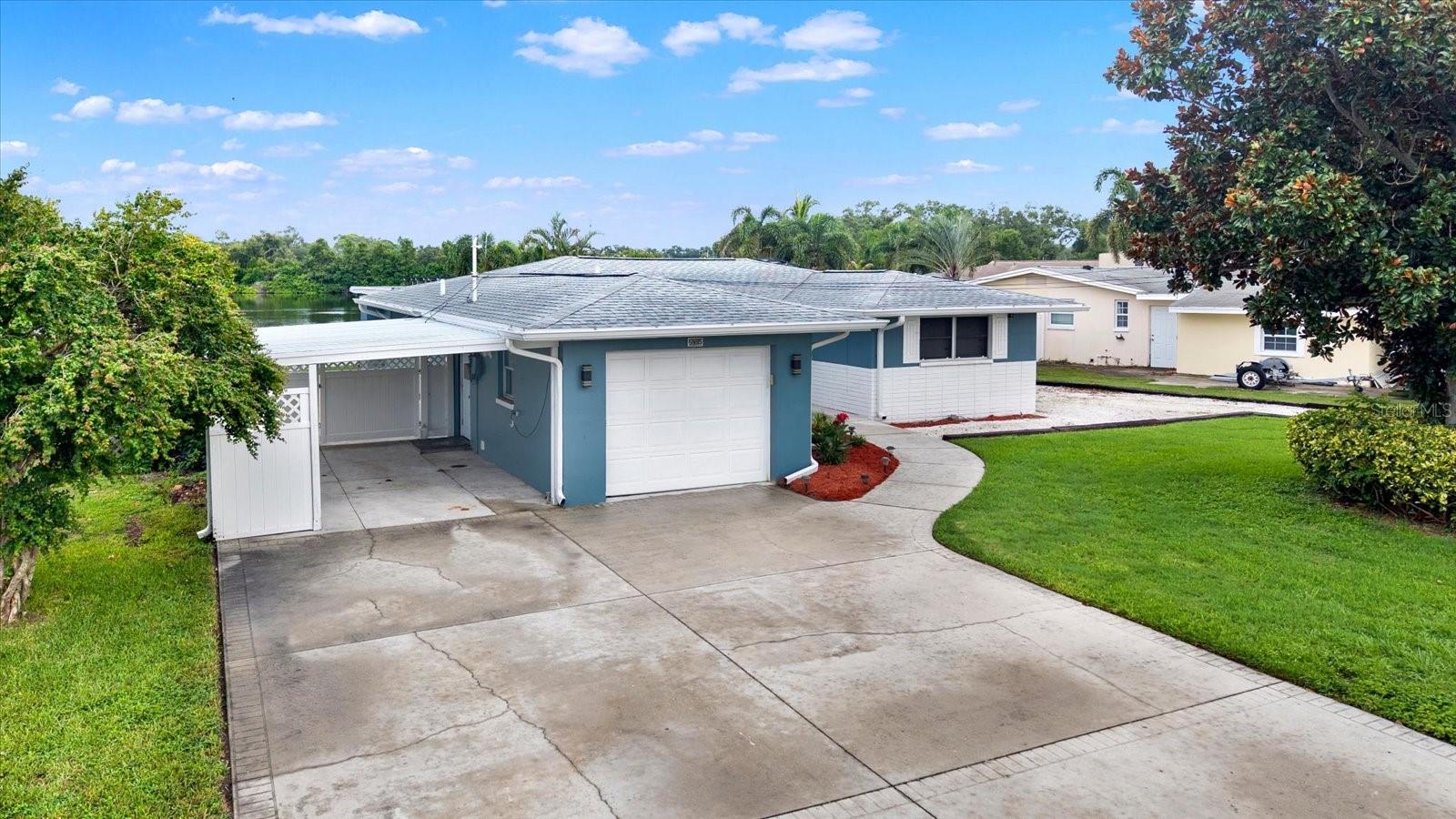 Photo of 5995 BLOSSOM LAKE DRIVE SEMINOLE FL 33772