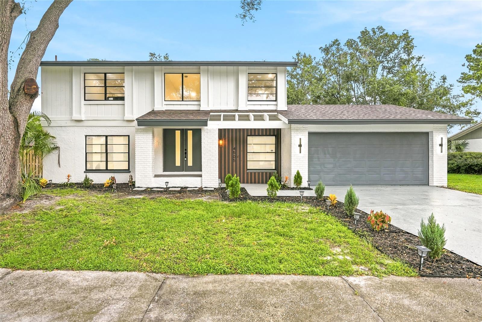 Photo of 4505 WHITWORTH LANE TAMPA FL 33624