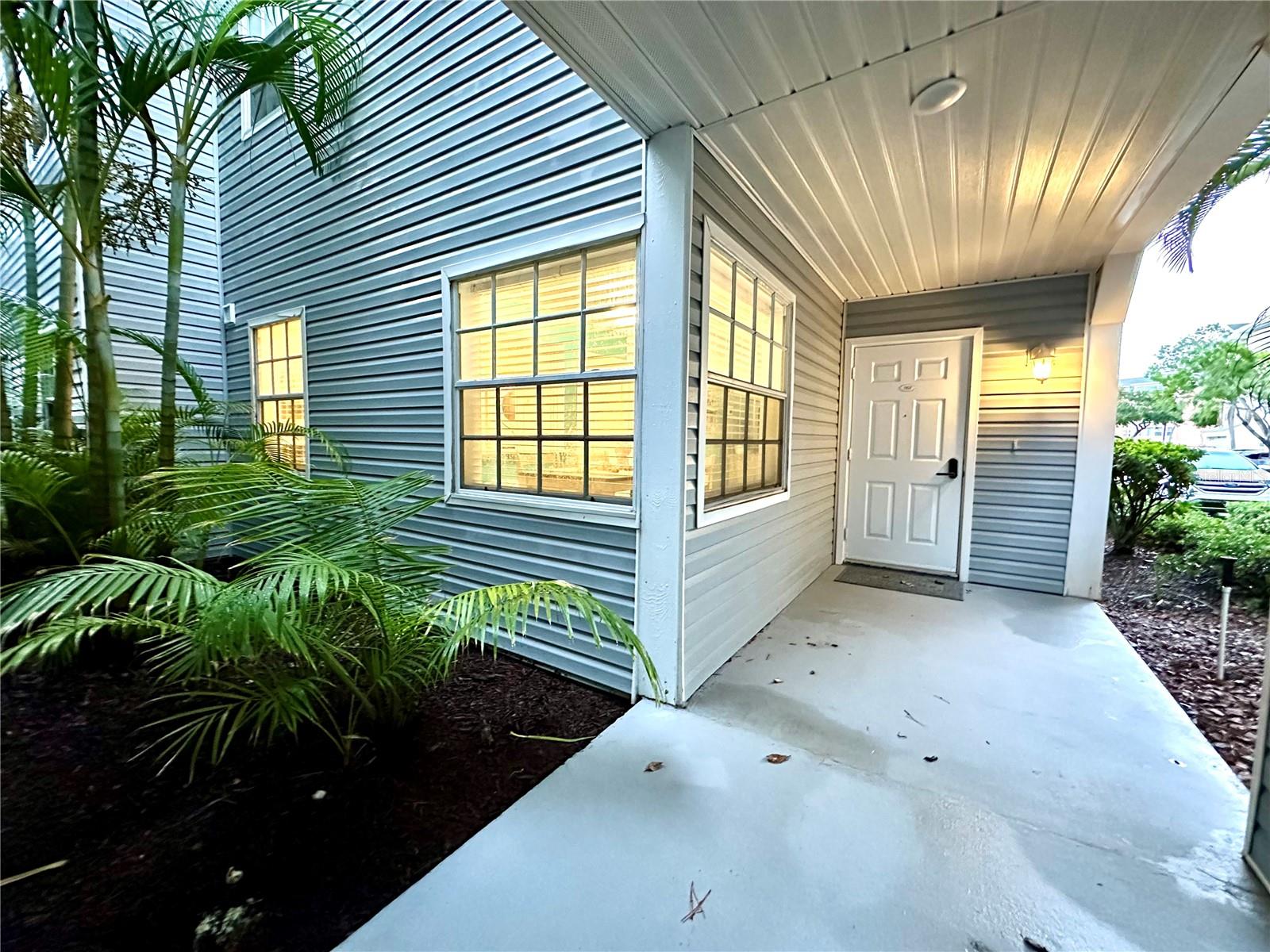 Photo of 6825 STONES THROW CIRCLE #1107 ST PETERSBURG FL 33710