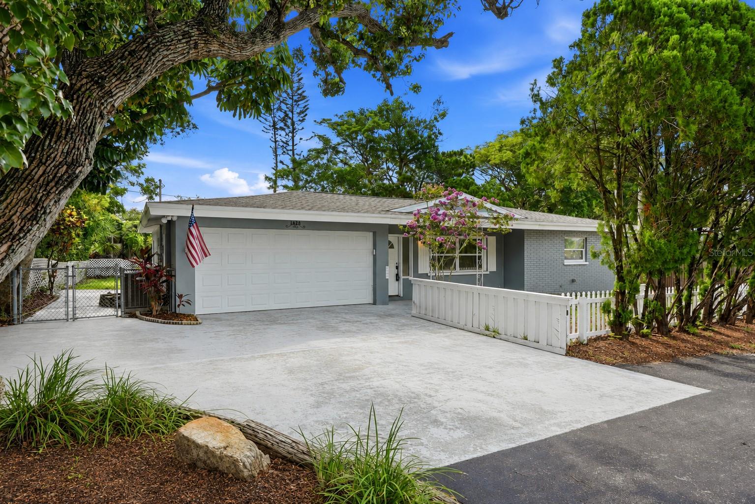 Photo of 1628 S HIGHLAND AVENUE CLEARWATER FL 33756