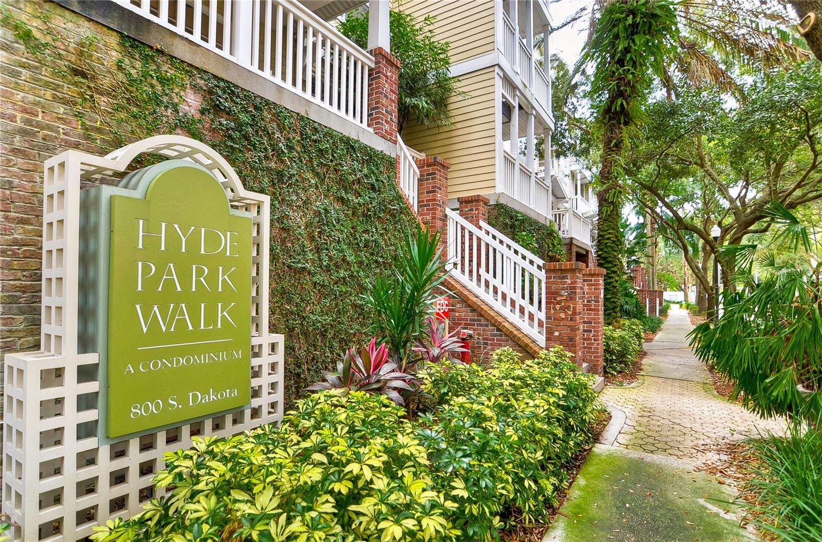 Photo of 800 S DAKOTA AVENUE #121 TAMPA FL 33606