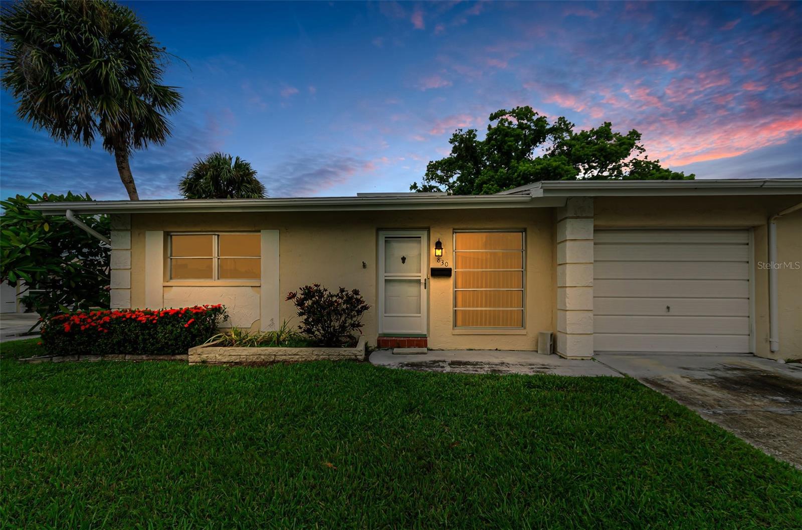 Photo of 830 CAMBRIDGE COURT DUNEDIN FL 34698