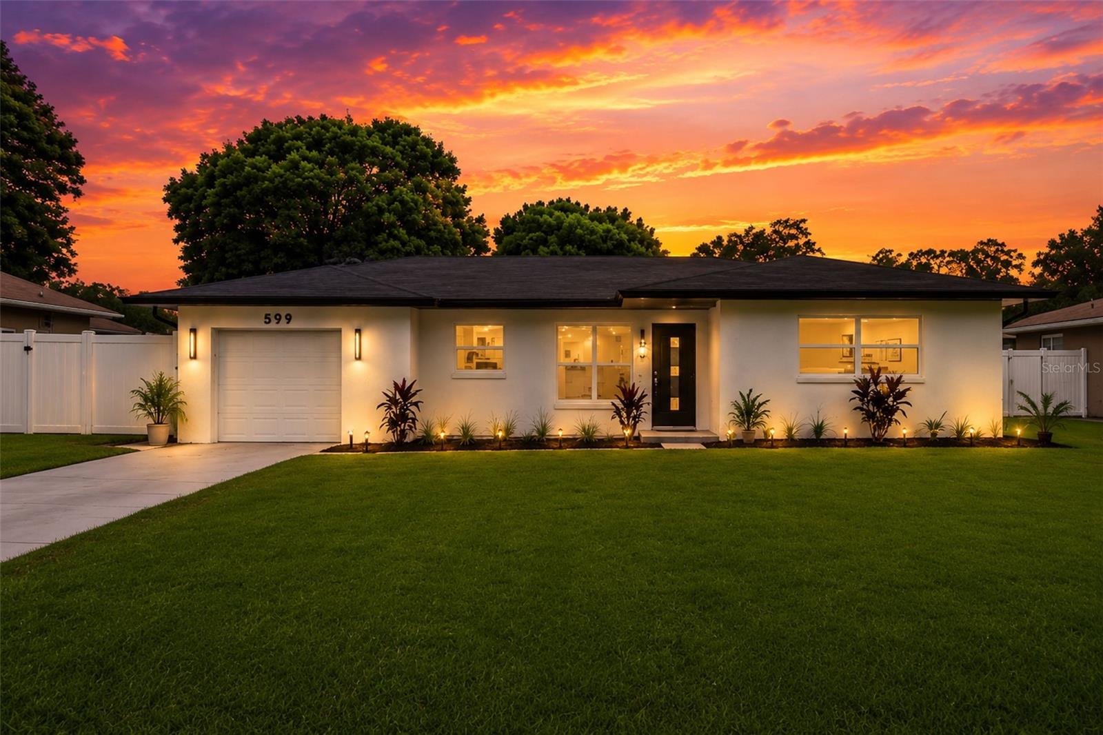 Photo of 599 WOODLAND DRIVE LARGO FL 33771